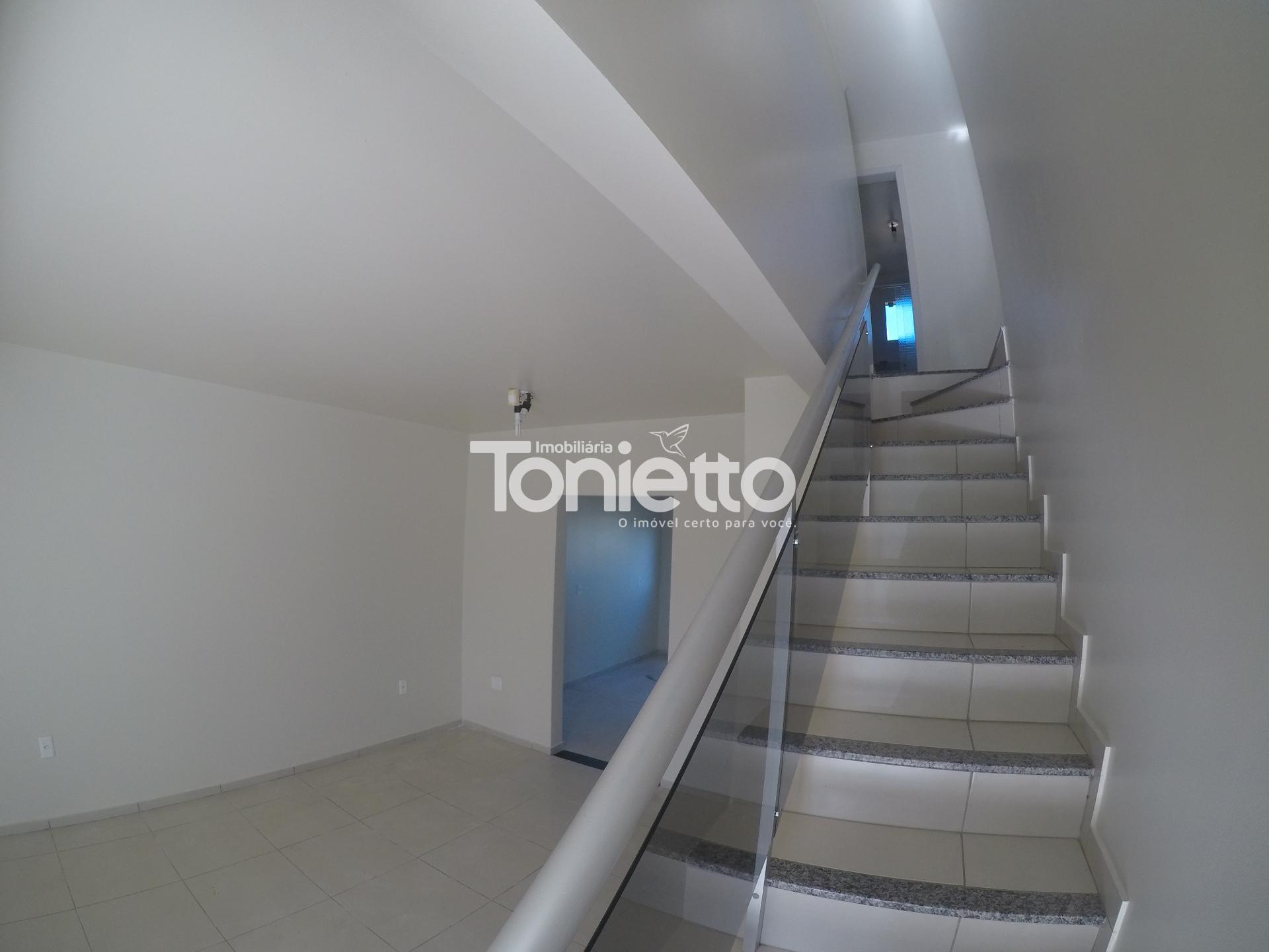 SOBRADO - BAIRRO DAS TORRES - DOIS VIZINHOS - PR