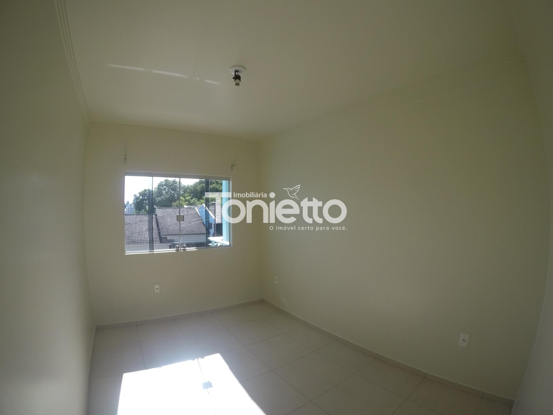 SOBRADO - BAIRRO DAS TORRES - DOIS VIZINHOS - PR