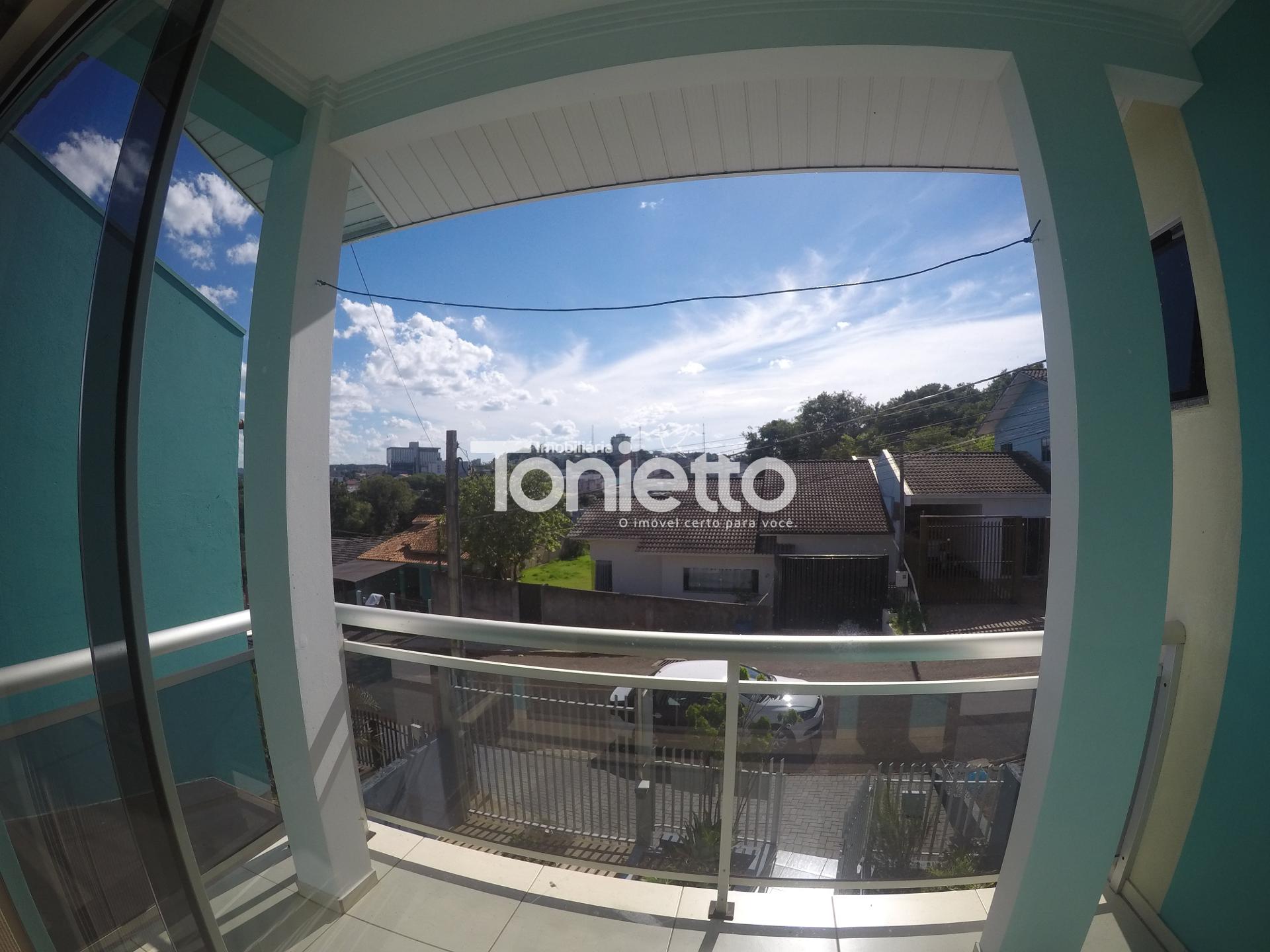 SOBRADO - BAIRRO DAS TORRES - DOIS VIZINHOS - PR