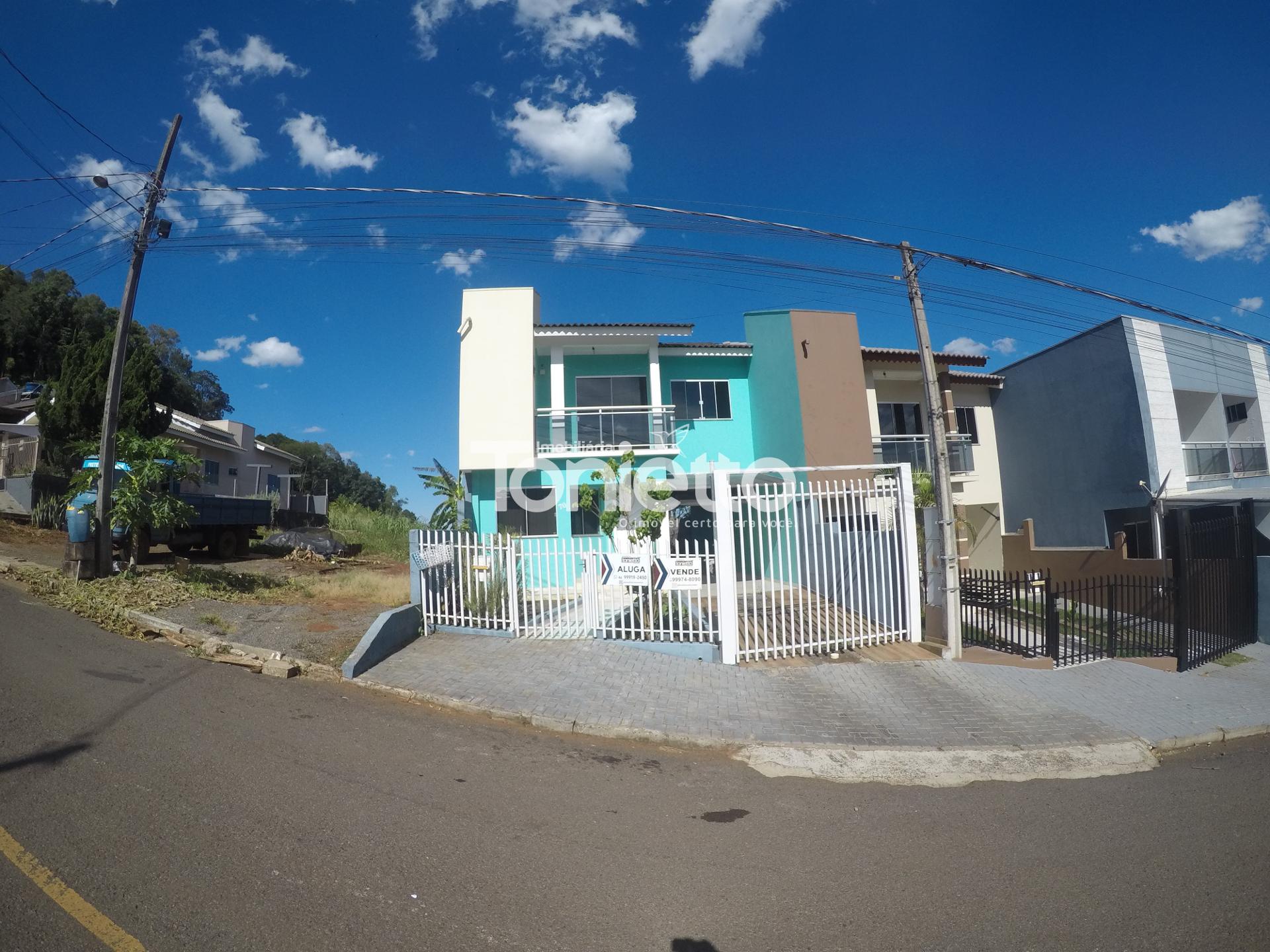 SOBRADO - BAIRRO DAS TORRES - DOIS VIZINHOS - PR