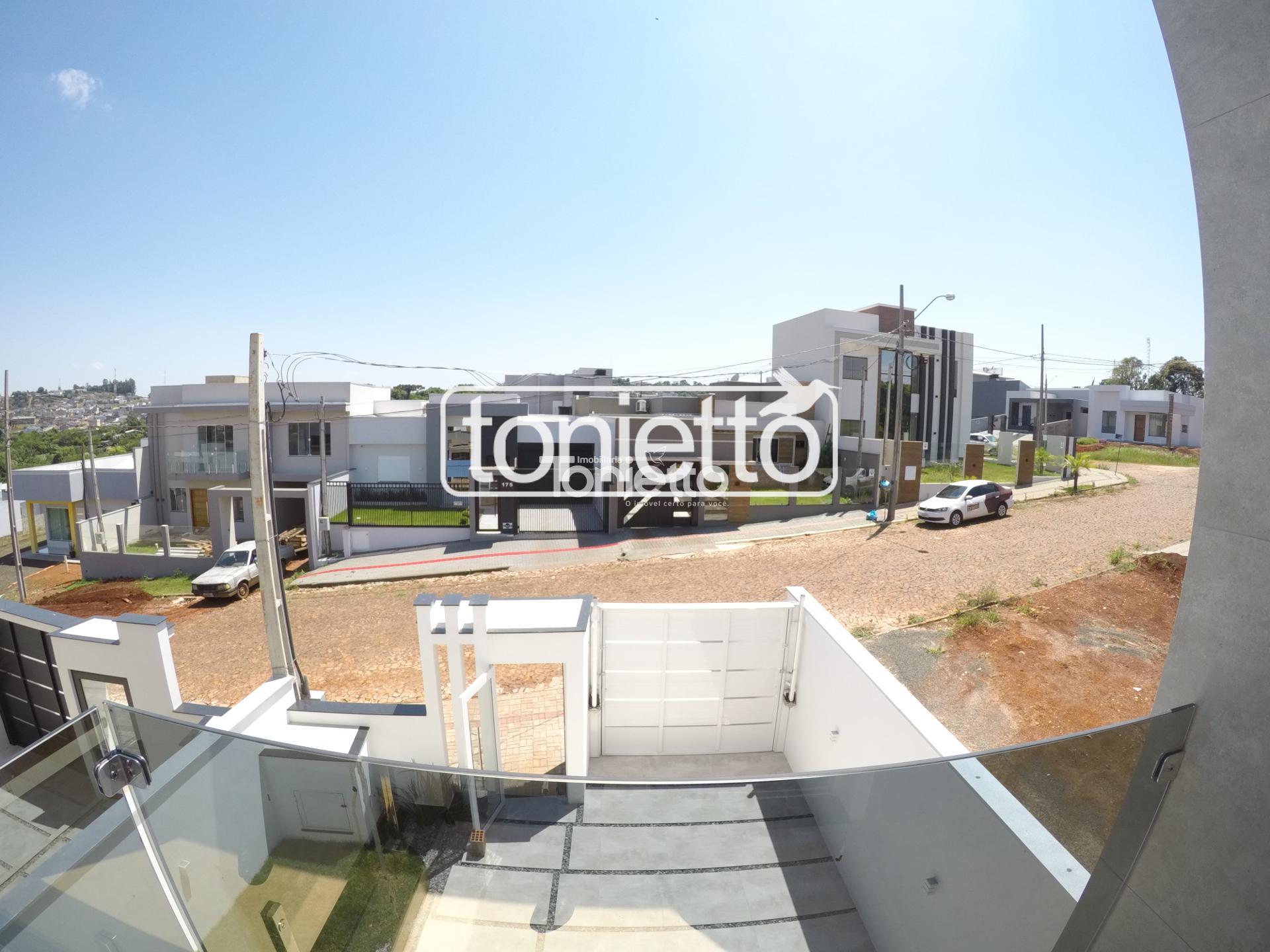 SOBRADO À VENDA - BAIRRO DA LUZ - DOIS VIZINHOS - PR