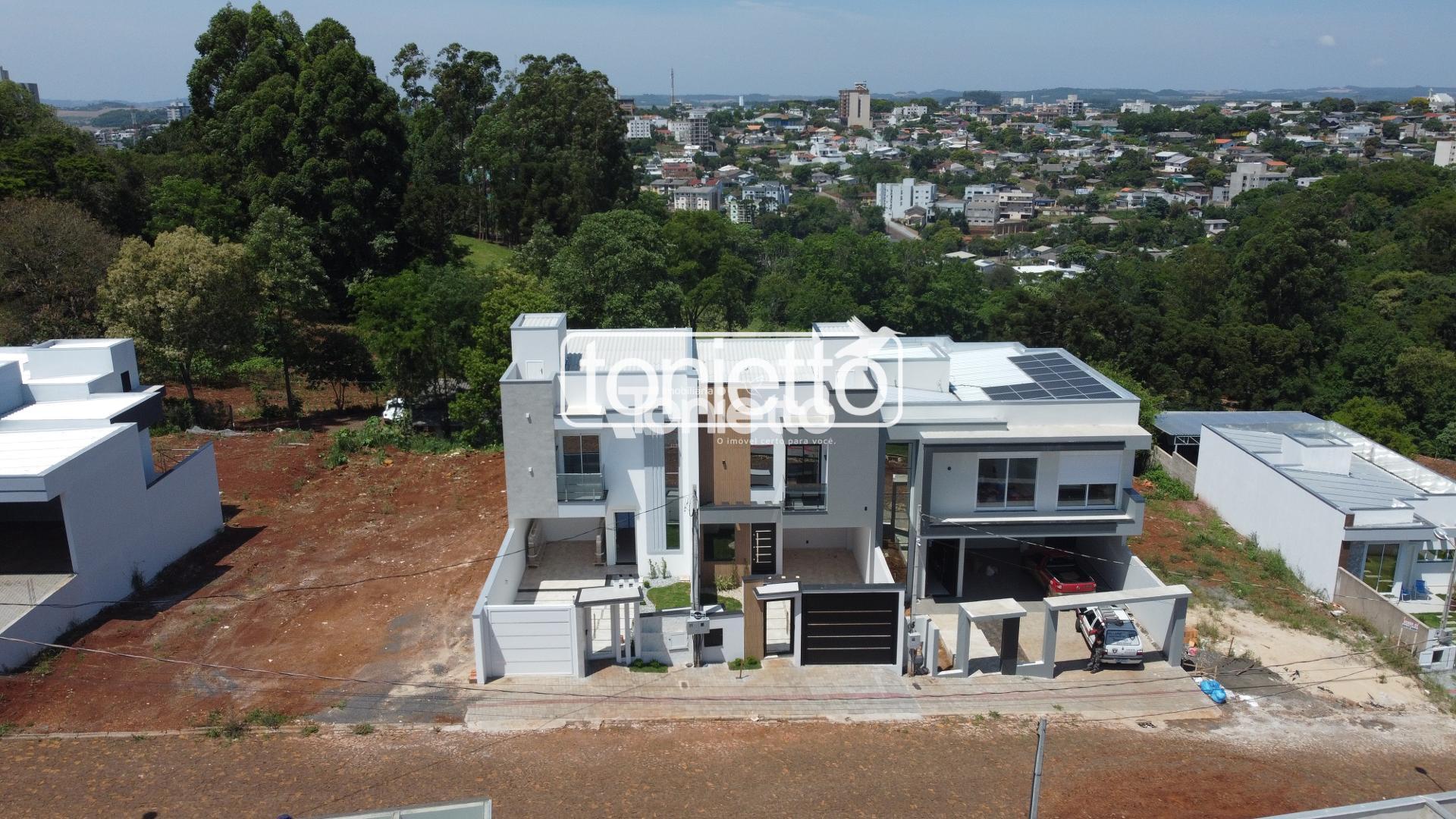 SOBRADO À VENDA - BAIRRO DA LUZ - DOIS VIZINHOS - PR