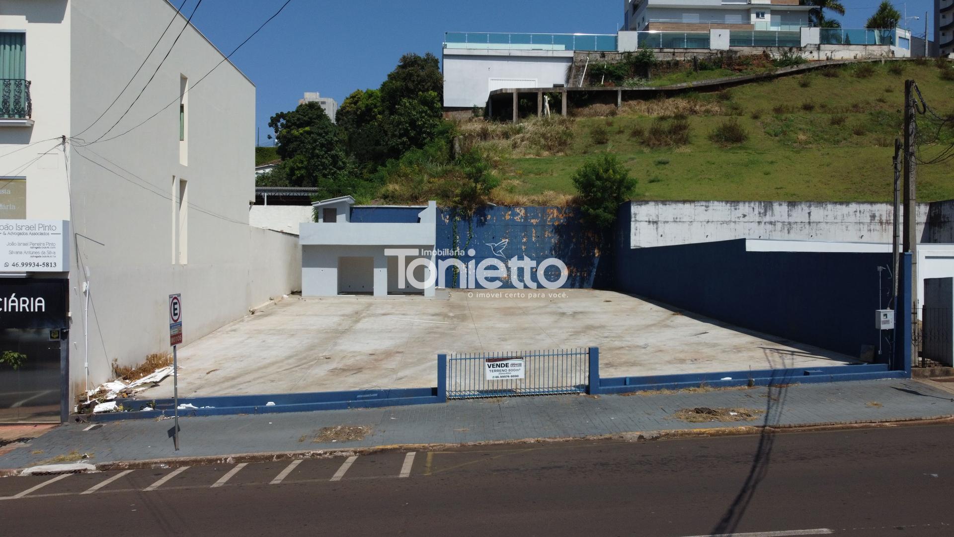 LOTE COMERCIAL - CENTRO - DOIS VIZINHOS - PR