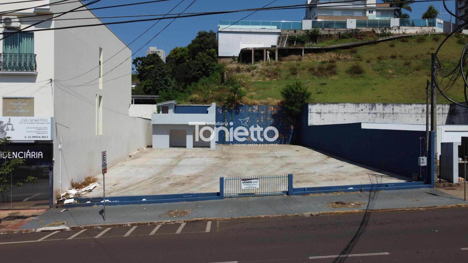 LOTE COMERCIAL - CENTRO - DOIS VIZINHOS - PR