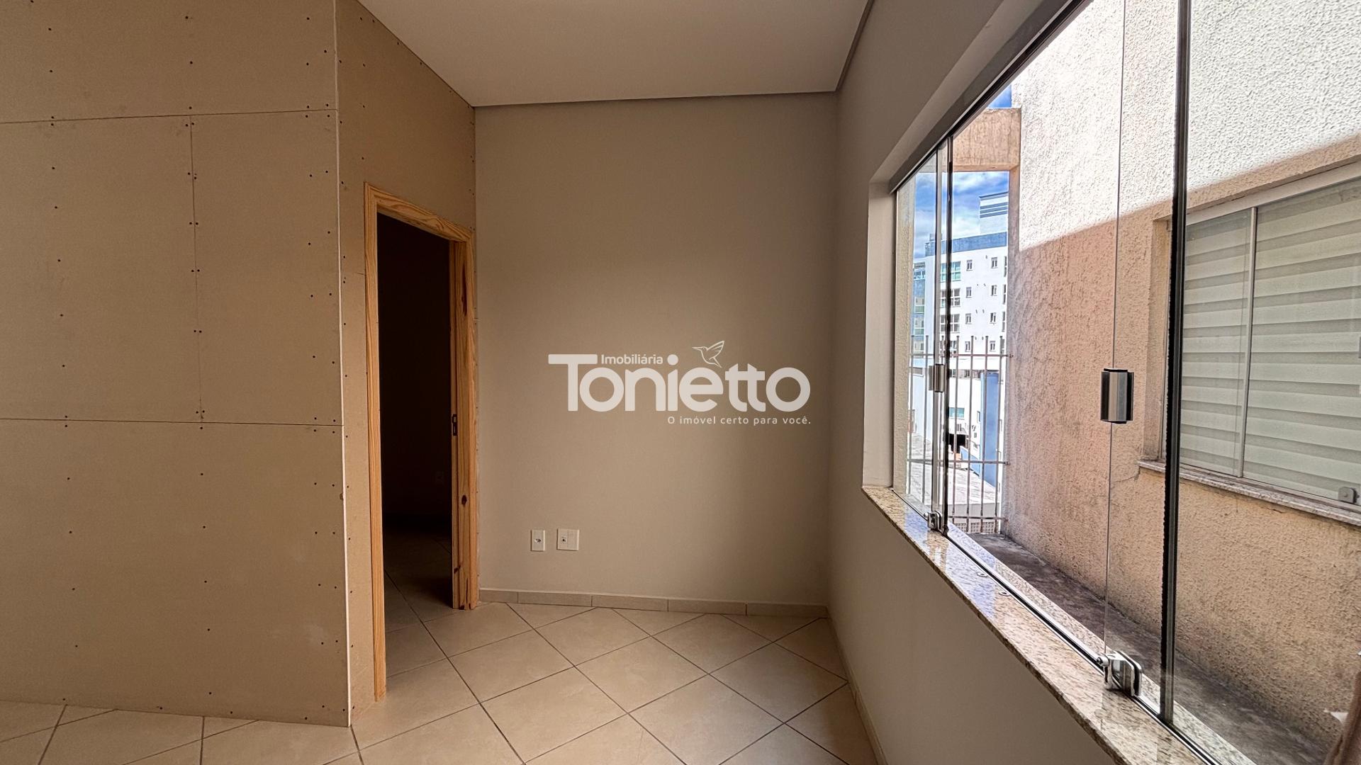 SALA COMERCIAL - CENTRO - DOIS VIZINHOS - PR