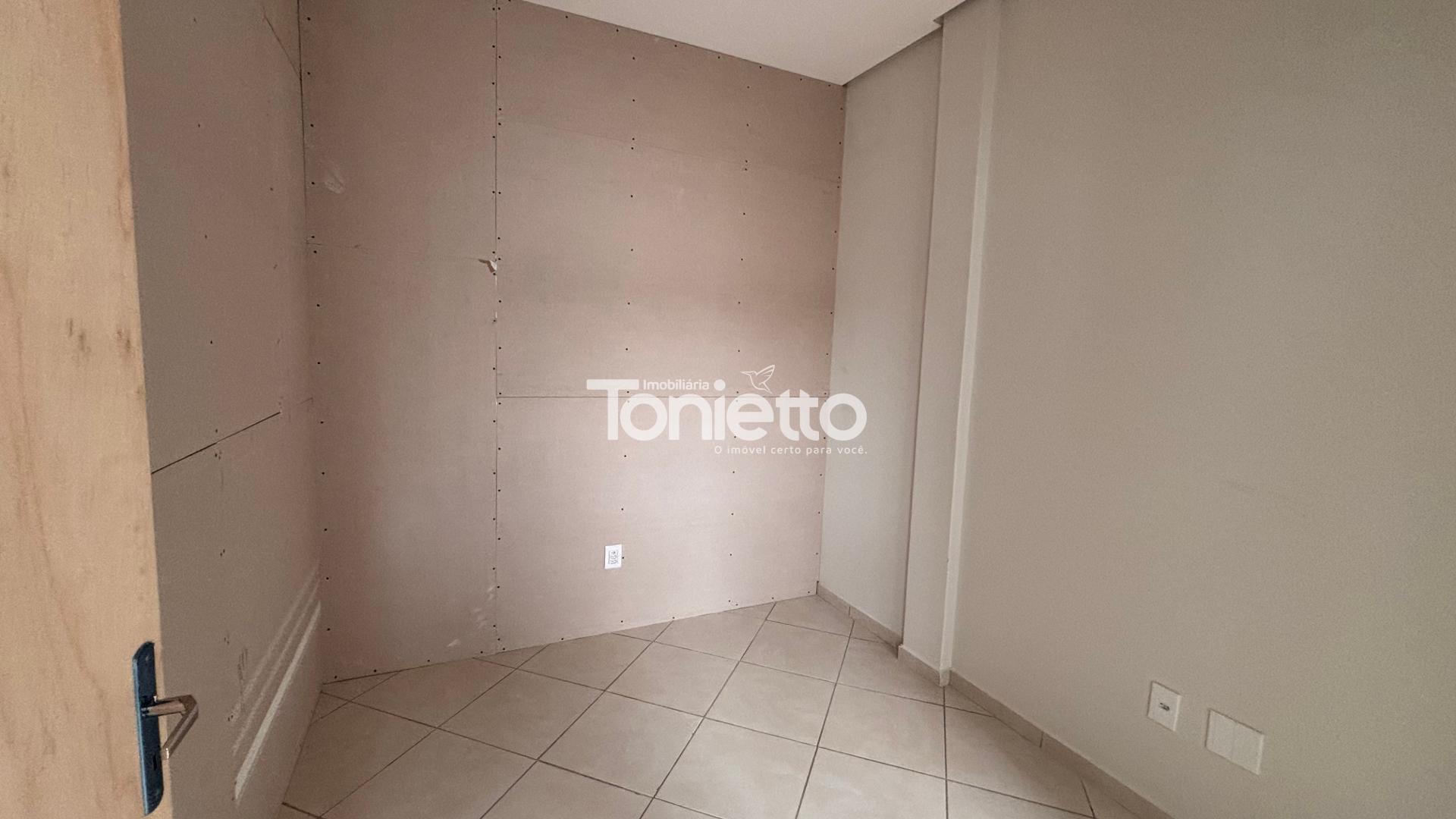 SALA COMERCIAL - CENTRO - DOIS VIZINHOS - PR