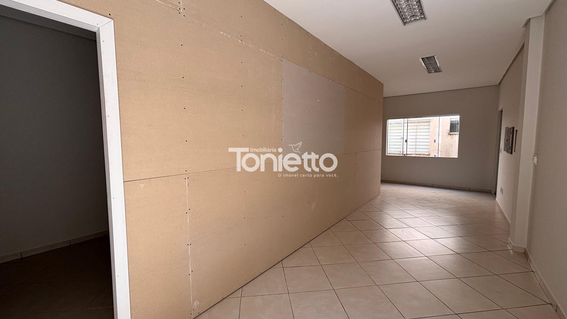 SALA COMERCIAL - CENTRO - DOIS VIZINHOS - PR