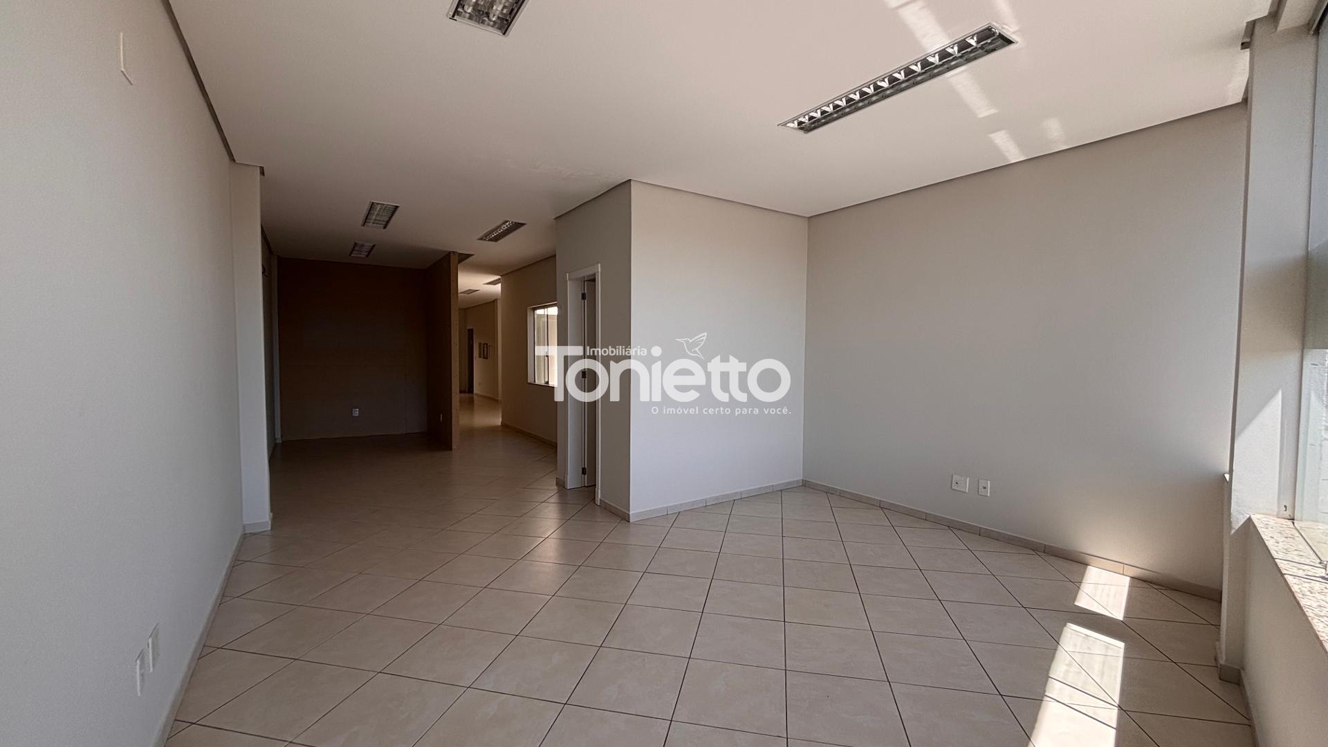 SALA COMERCIAL - CENTRO - DOIS VIZINHOS - PR