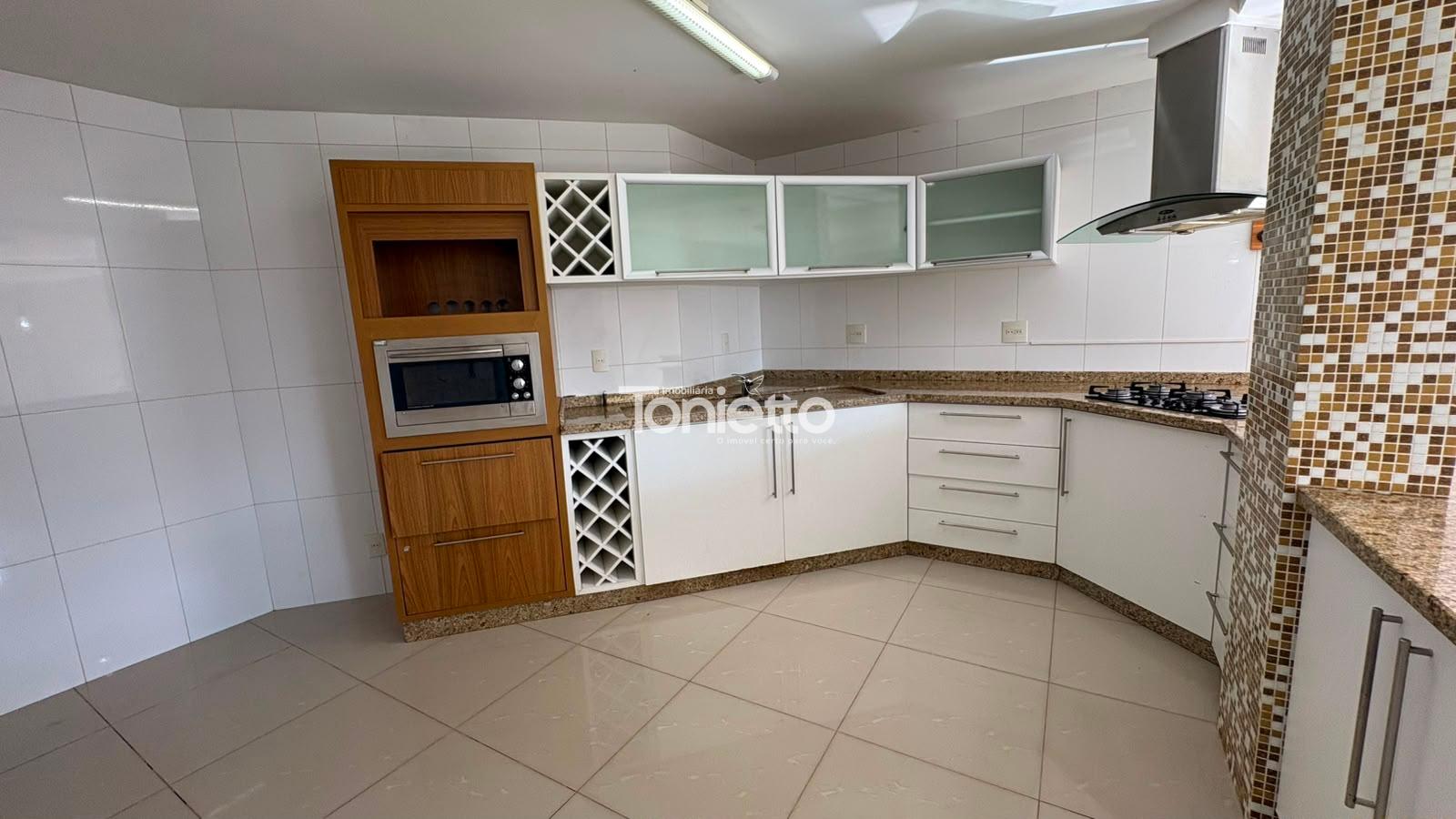 APARTAMENTO SEMI MOBILIADO