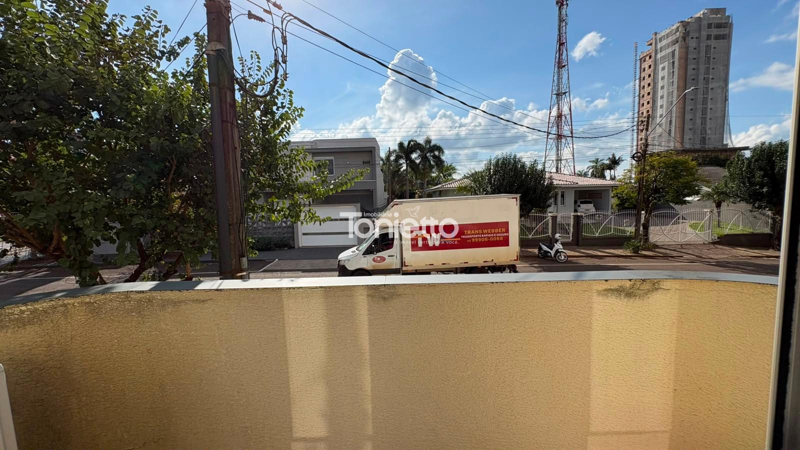 APARTAMENTO SEMI MOBILIADO