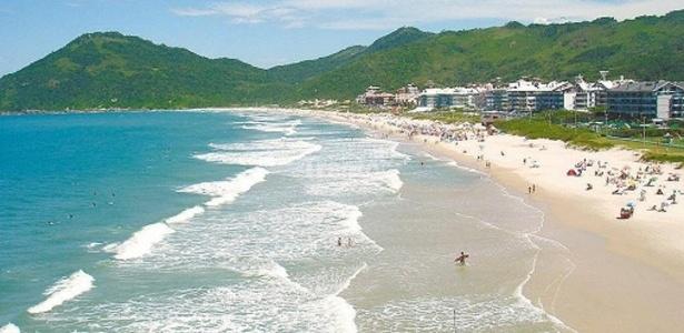 APARTAMENTO NA PRAIA DOS INGLESES EM FLORIANÓPOLIS.