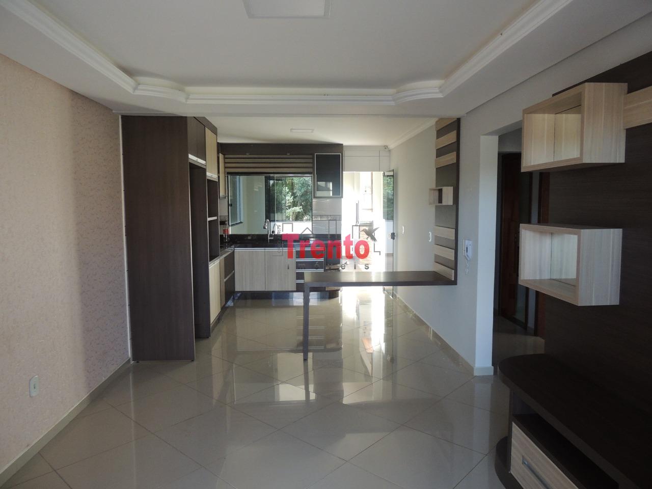 CASA NO CONDOMINIO GILEADE