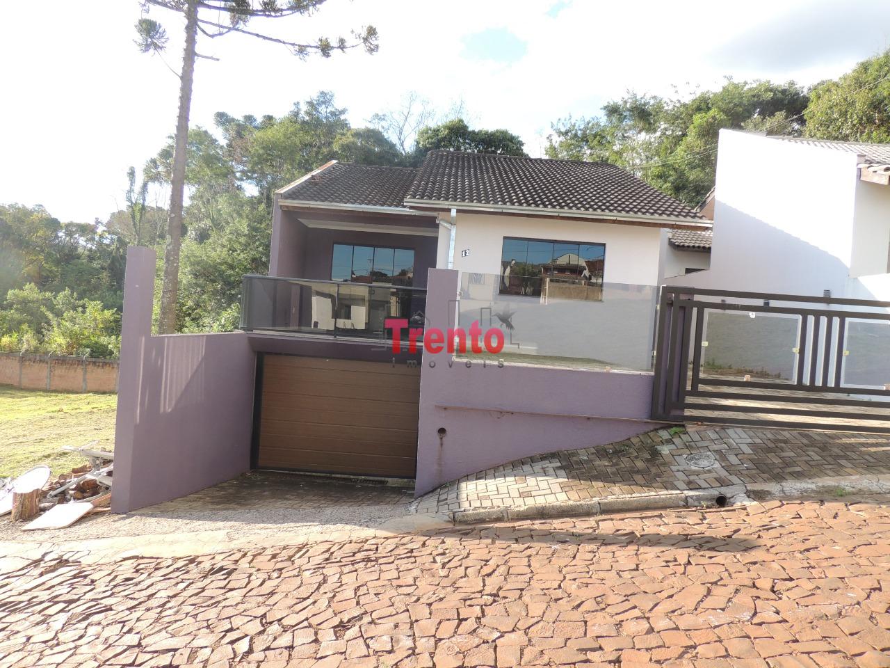 CASA NO CONDOMINIO GILEADE