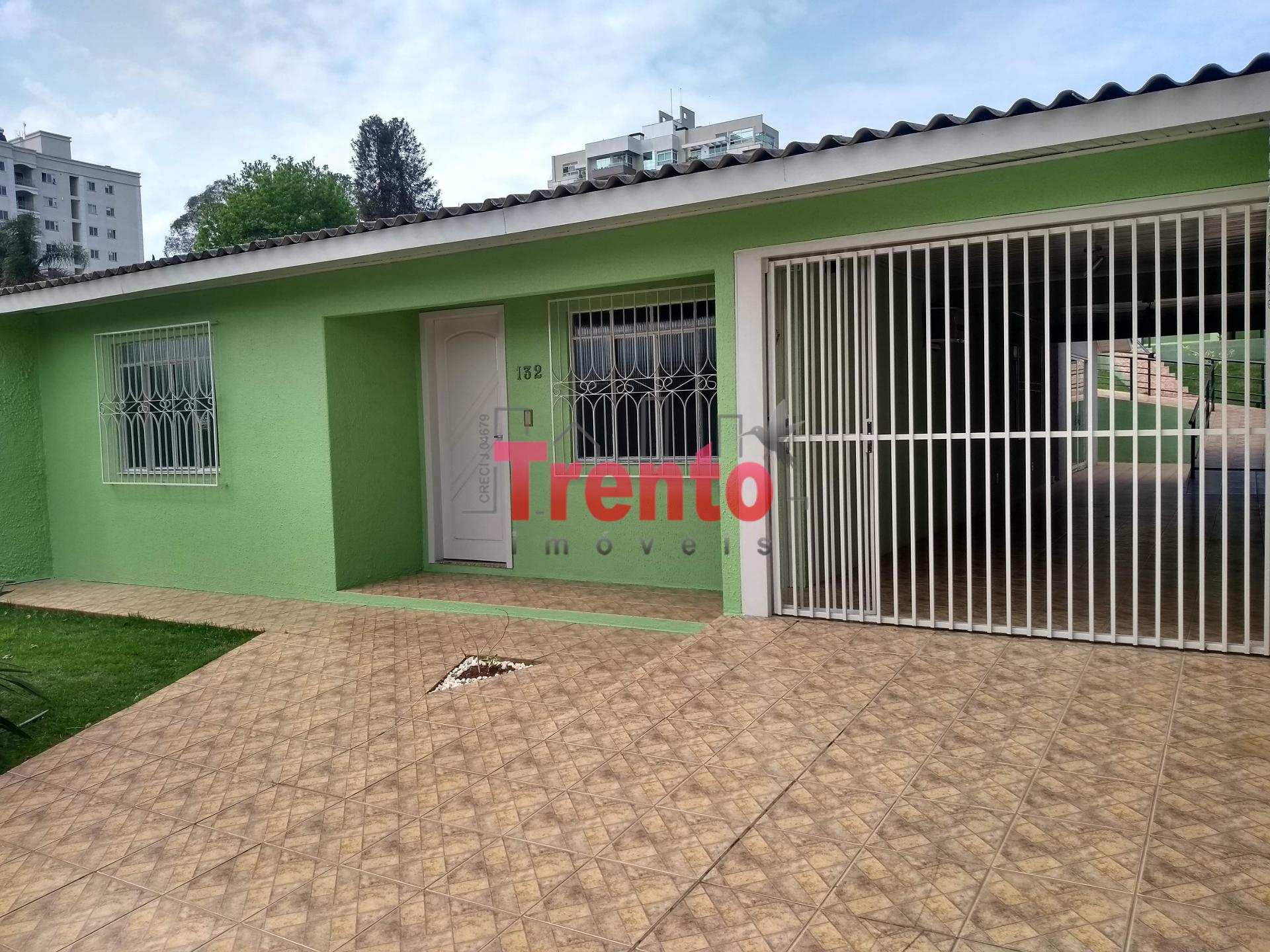CASAS NO BAIRRO CENTRO  EXCELENTE OPORTUNIDADE DE INVESTIMENTO 
