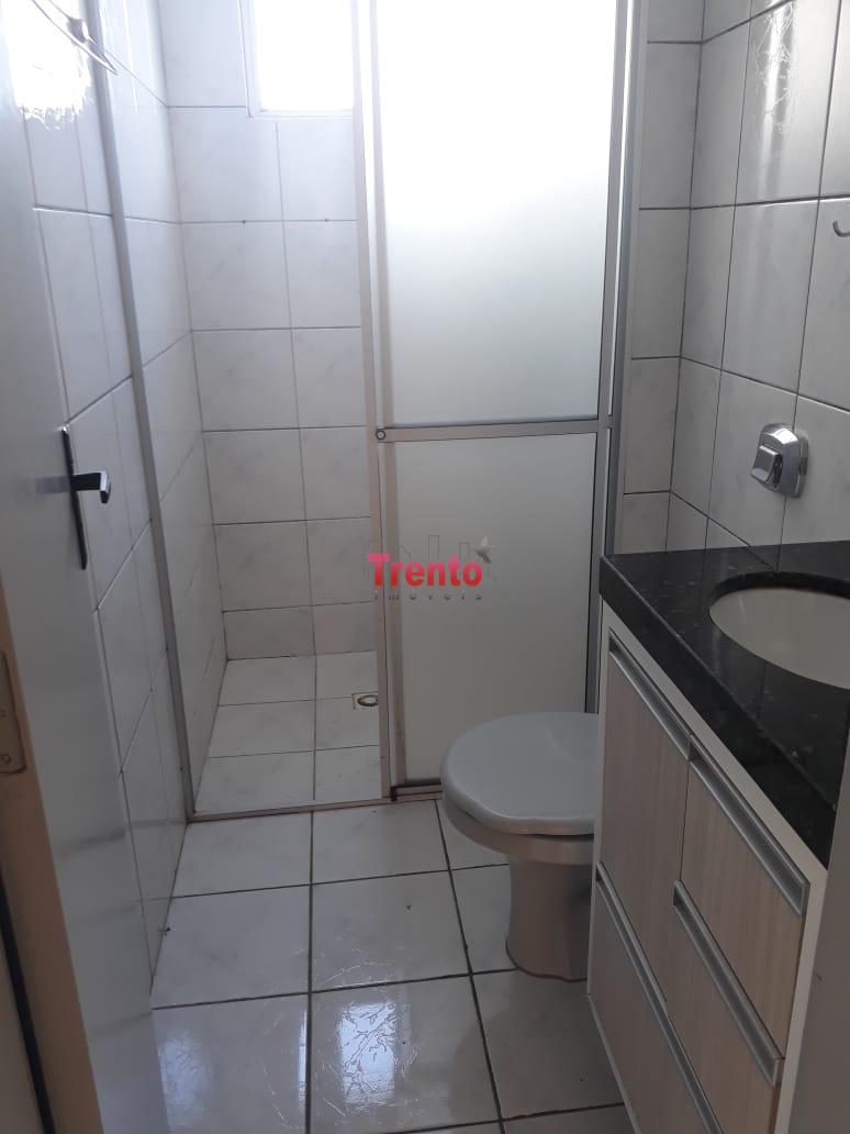 APARTAMENTO ED. PADOAN FILHO, LOCALIZADO NA RUA JACIRET, N 465, CENTRO