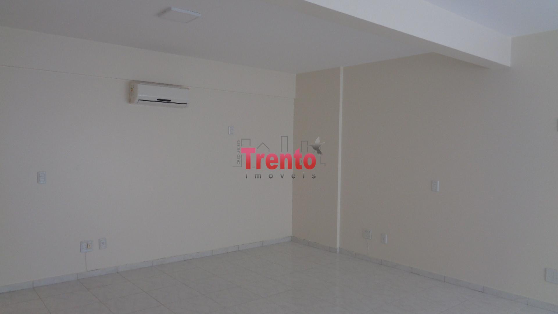 SALA COMERCIAL N.º 203, DO CENTRO EMPRESARIAL MONTECARLO