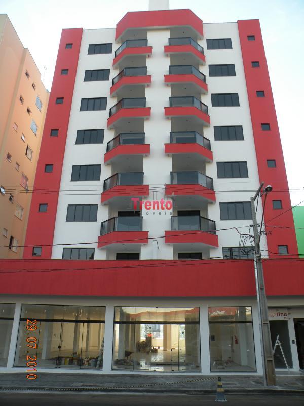 APARTAMENTO NO EDIFÍCIO ANGELINA SEMIMOBILIADO - CENTRO - PATO...