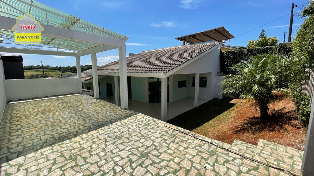 CASA À VENDA NO BAIRRO PARQUE DO SOM, PATO BRANCO - PR.