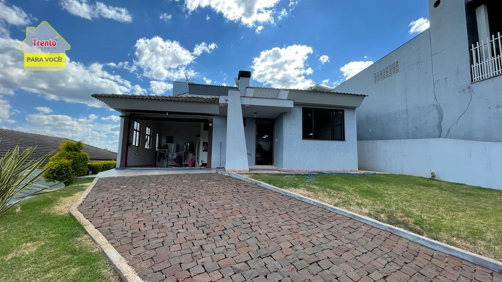 CASA A VENDA NO BAIRRO AMADORI - PATO BRANCO PR.