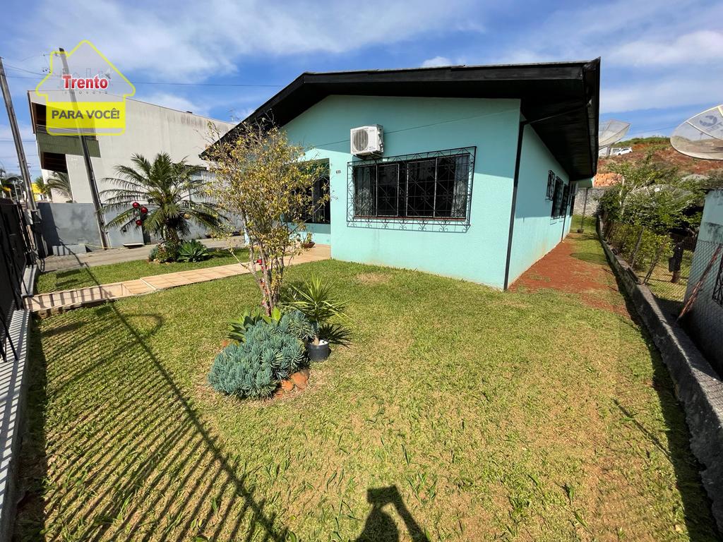 CASA DE FRENTE PARA AVENIDA TUPI PRÓXIMO AO MERCADO COMPRÃO, P...