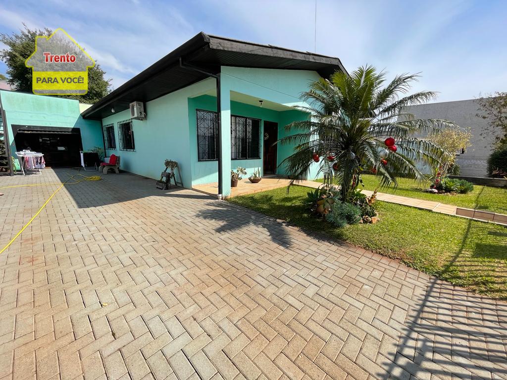 CASA DE FRENTE PARA AVENIDA TUPI PRÓXIMO AO MERCADO COMPRÃO, P...