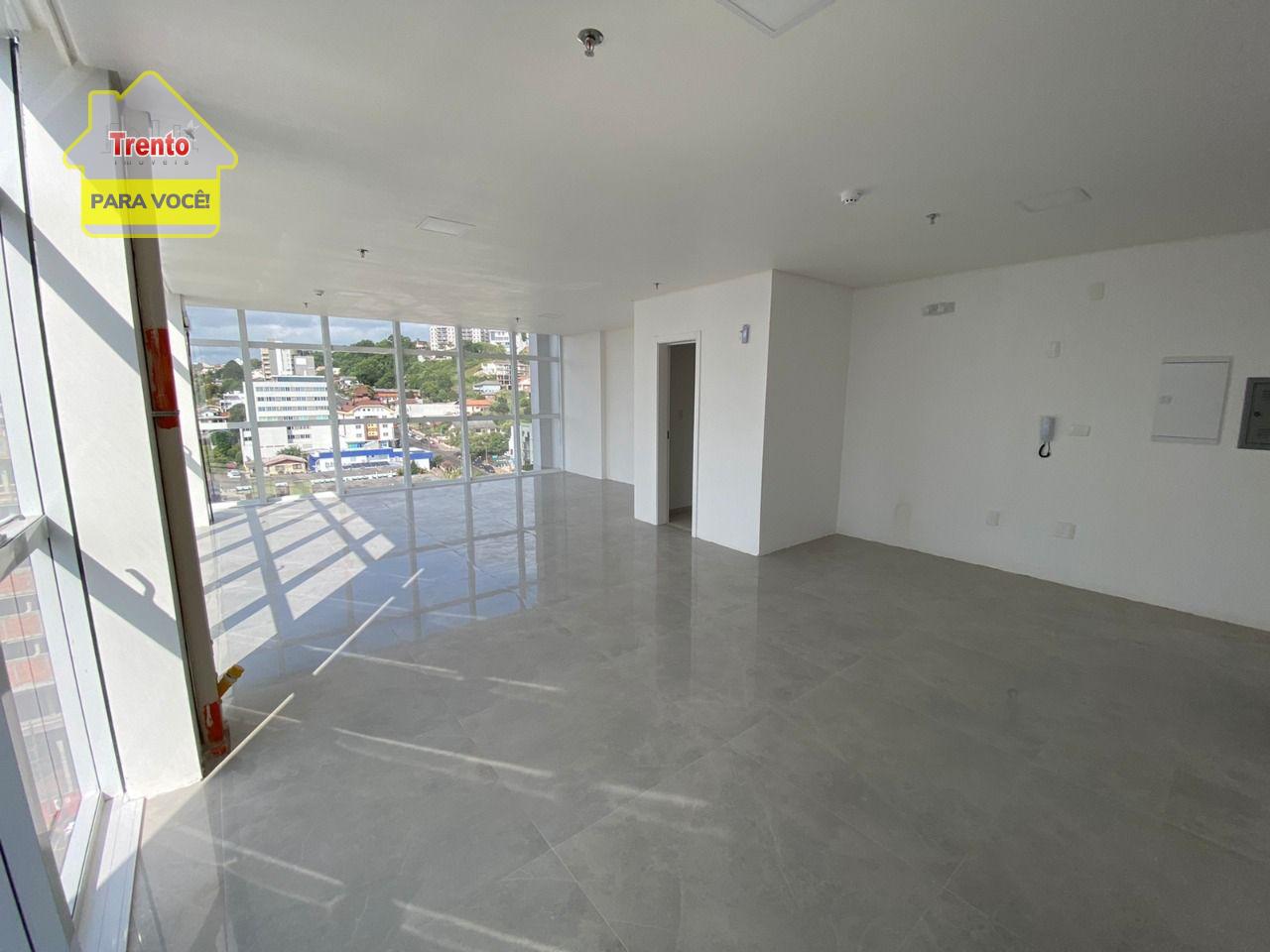 AMPLA SALA COMERCIAL NO ED. JOÃO GAVA - AO LADO HOSPITAL POLIC...