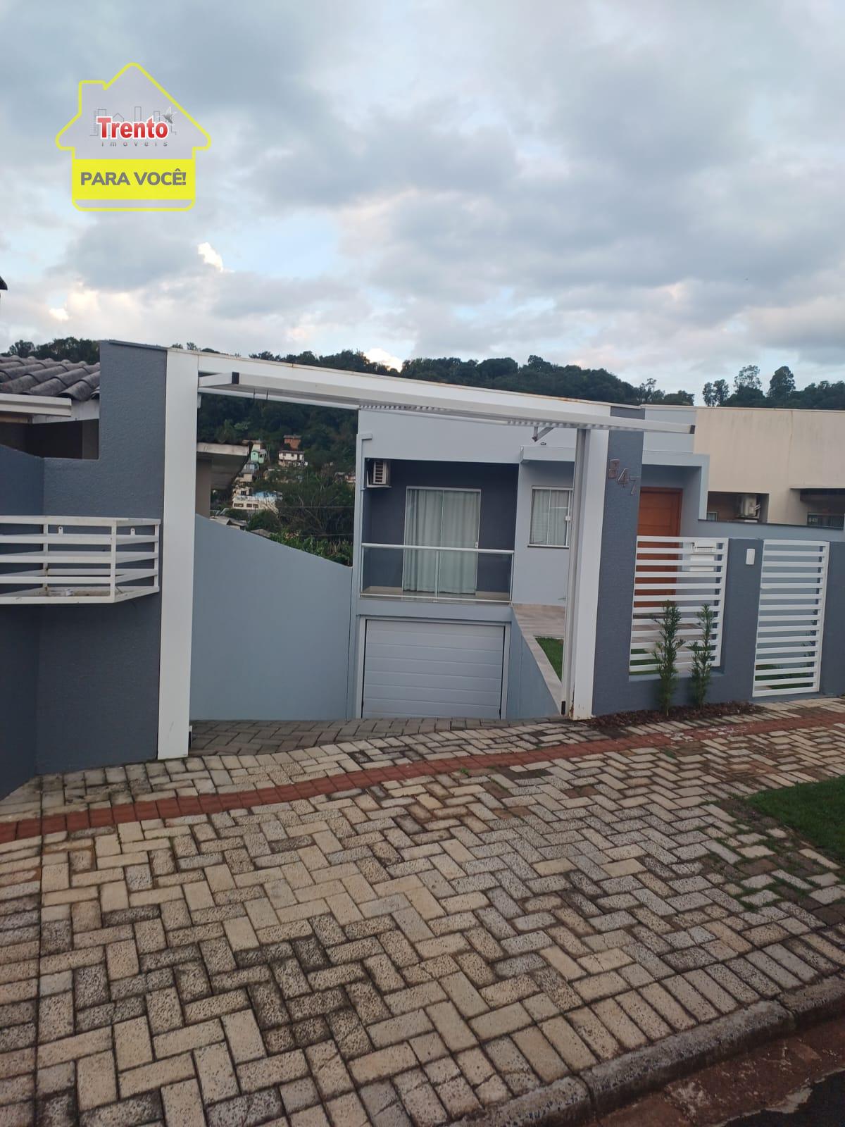 CASA SEMIMOBILIADA NO BAIRRO BONATTO, PATO BRANCO - PR