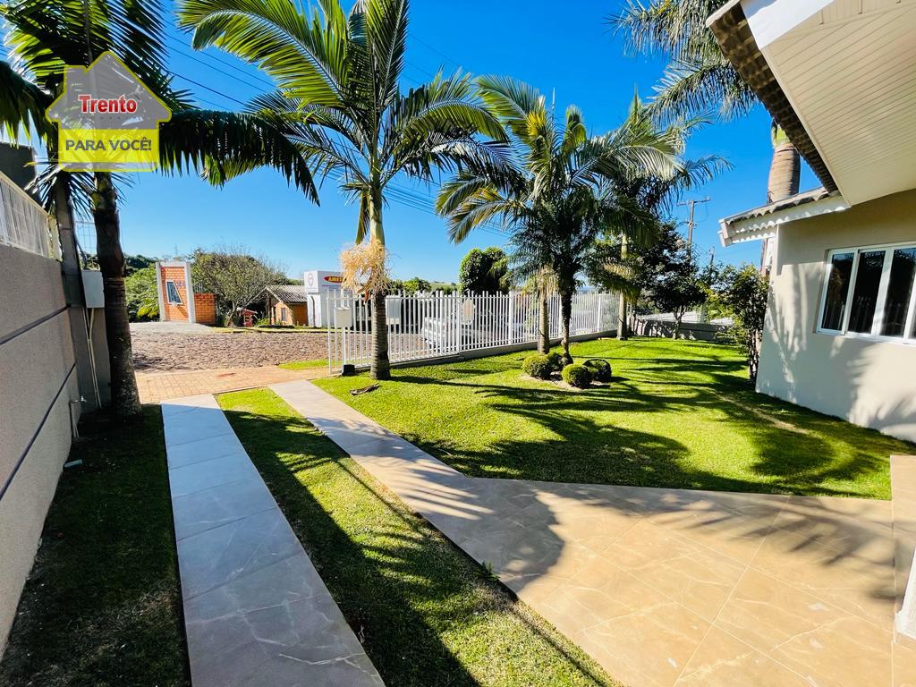 CASA SEMIMOBILIADA À VENDA NO BAIRRO PARQUE DO SOM, PATO BRANC...