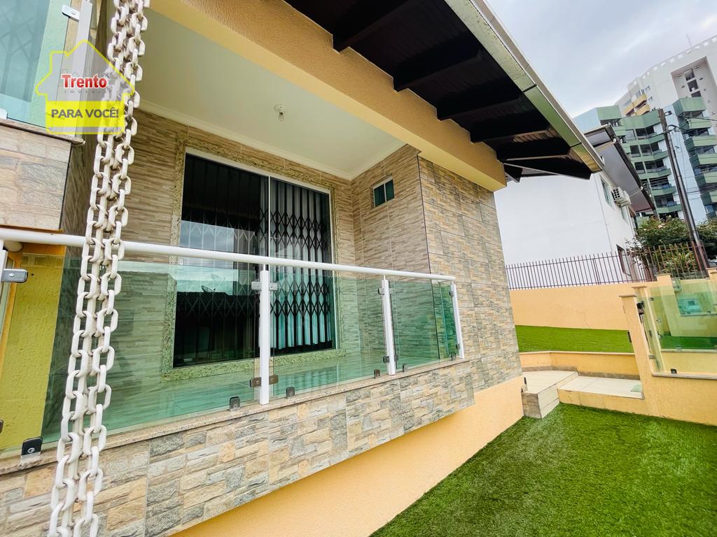 CASA DE ALTOPADRÃO SEMIMOBILIADA À VENDA , CENTRO, PATO BRANCO...