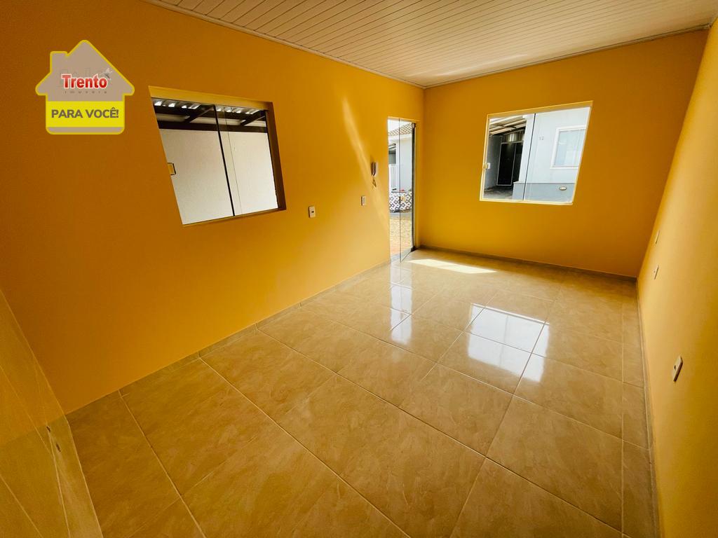 CASA À VENDA NO CONDO. VILLAGE CADORIN, BAIRRO CADORIN, PATO B...