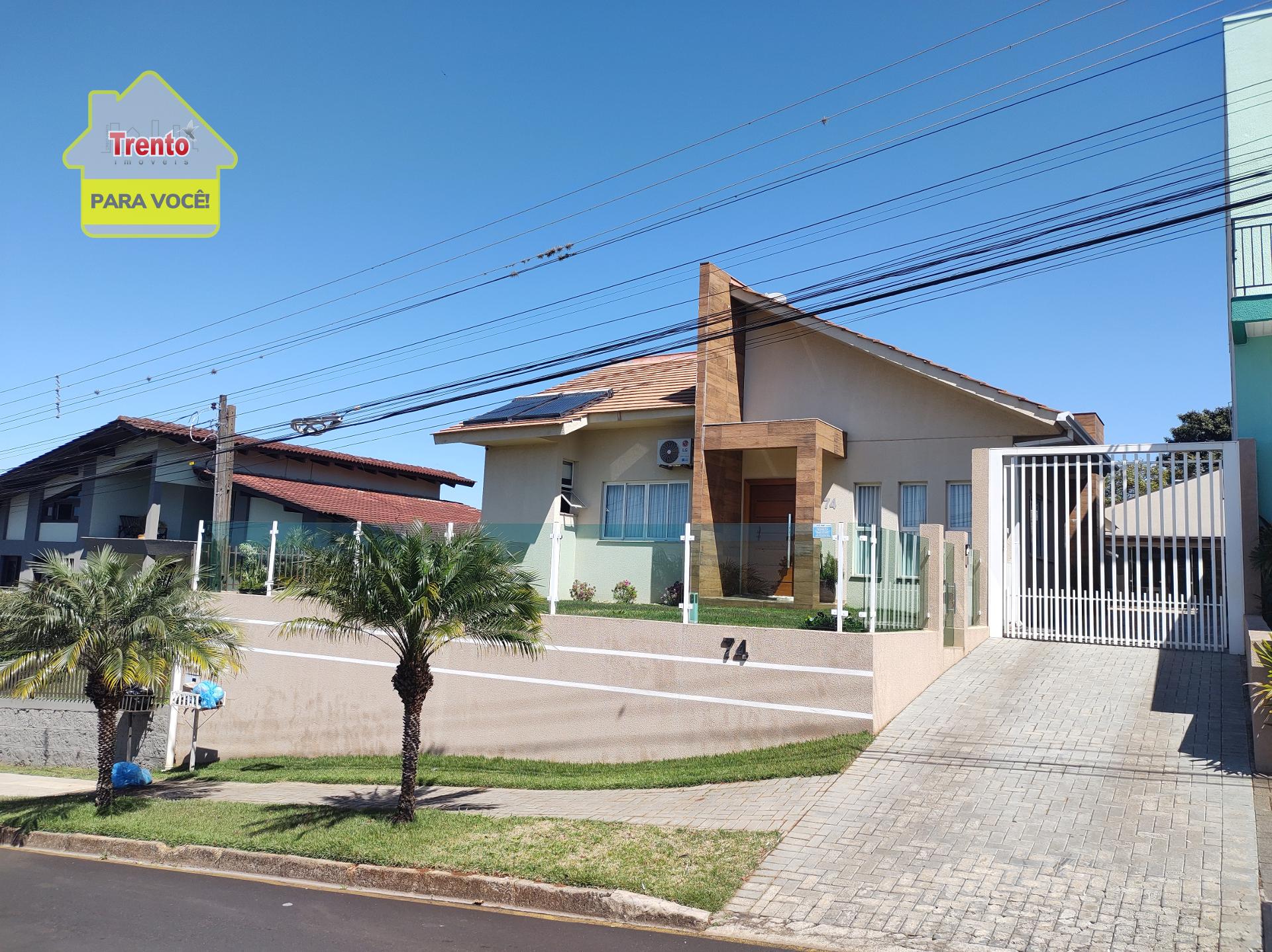CASA SEMIMOBILIADA À VENDA NO BAIRRO MENINO DEUS - PATO BRANCO...