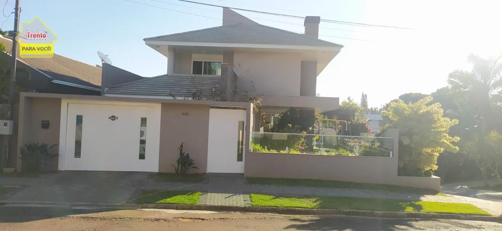 CASA DE ALTO PADRÃO SEMIMOBILIADA À VENDA, PINHEIROS, PATO BRA...