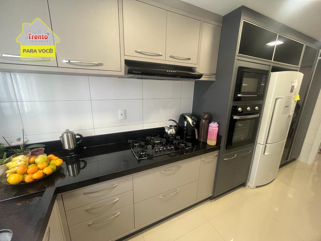 APARTAMENTO SEMIMOBILIADO NO ED. RES. AVENIDA CENTRAL - PATO B...