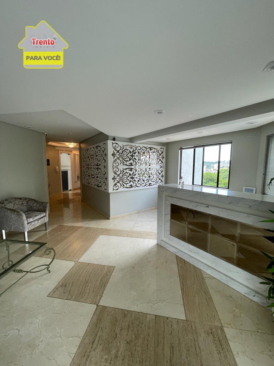 APARTAMENTO SEMIMOBILIADO DE ALTO PADRÃO À VENDA NO RESIDENCIA...