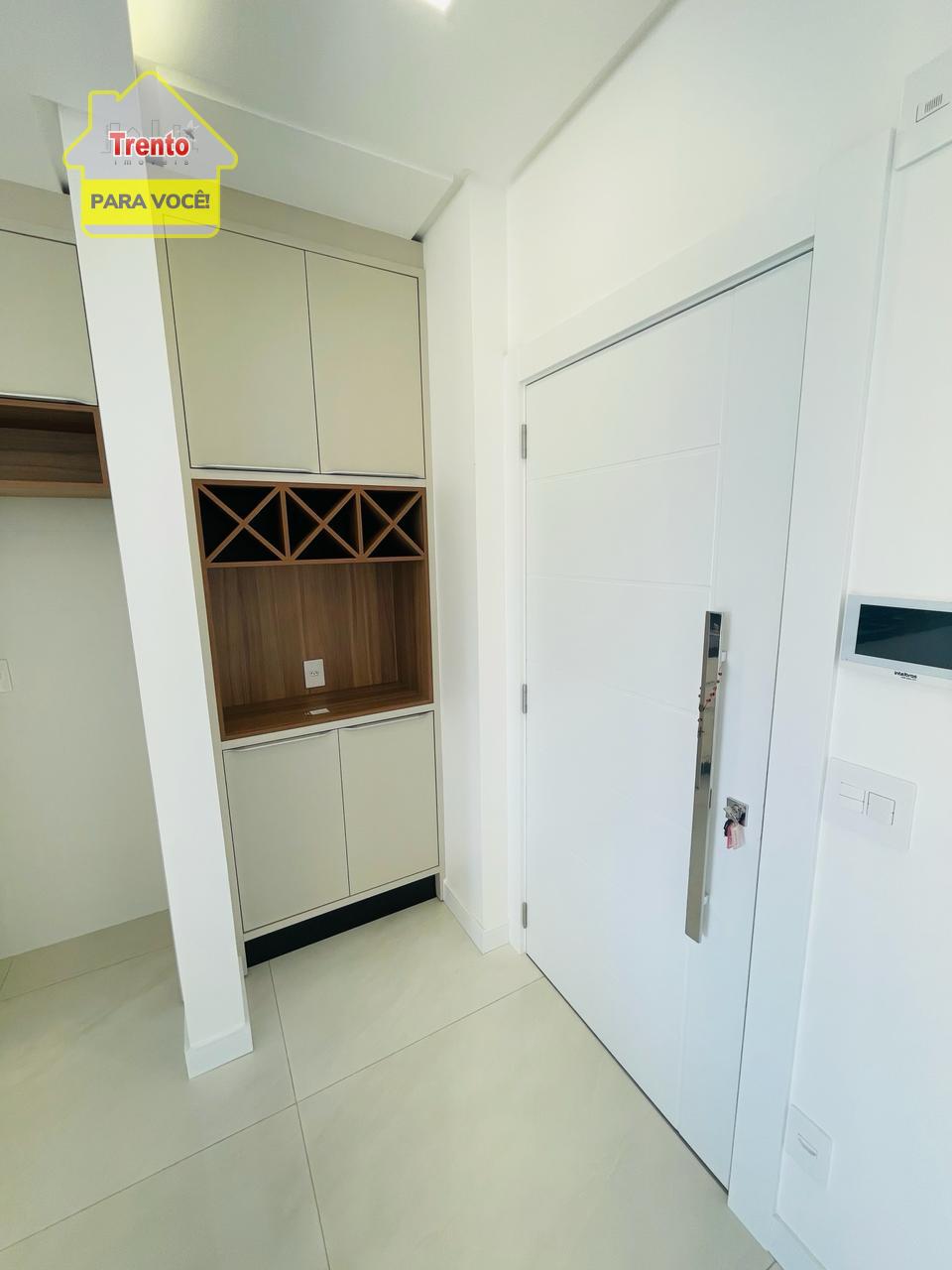 APARTAMENTO PARA LOCAÇÃO - EDIFICIO RESERVA SYRAH, SEMI-MOBILIADO,