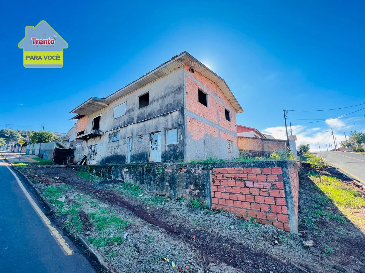 TERRENO DE ESQUINA À VENDA NO BAIRRO PLANALTO, PATO BRANCO - PR.