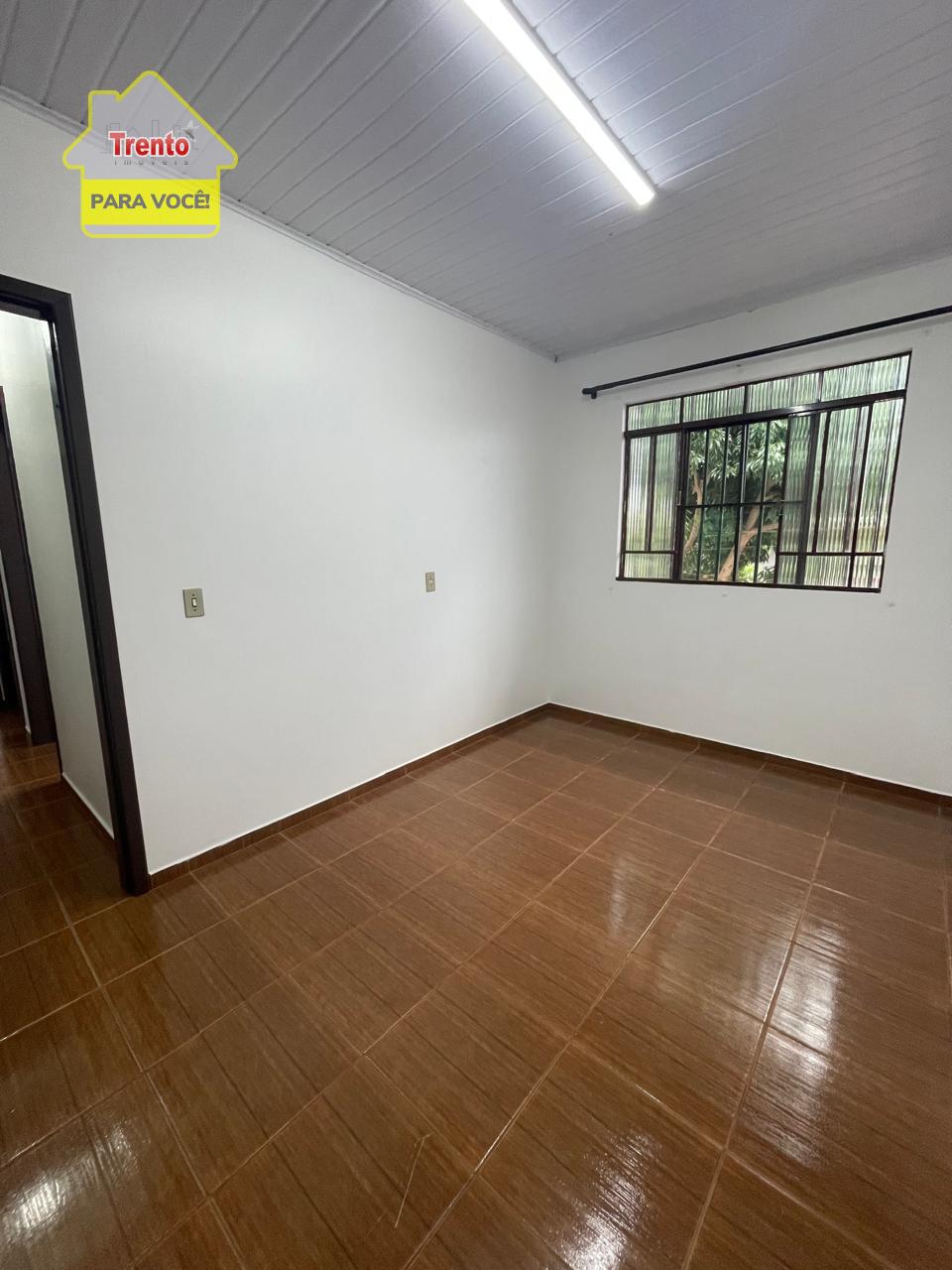 CASA EM ALVENARIA PARA LOCAO TRAVESSA PIRAQUARA N 113, NO BAIRRO MENINO DEUS.