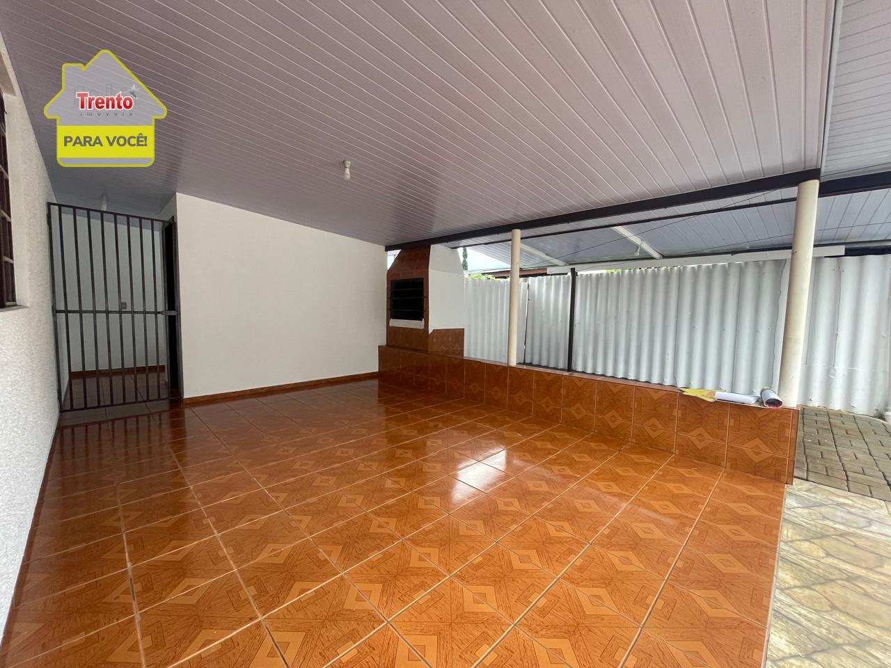 CASA EM ALVENARIA PARA LOCAO TRAVESSA PIRAQUARA N 113, NO BAIRRO MENINO DEUS.
