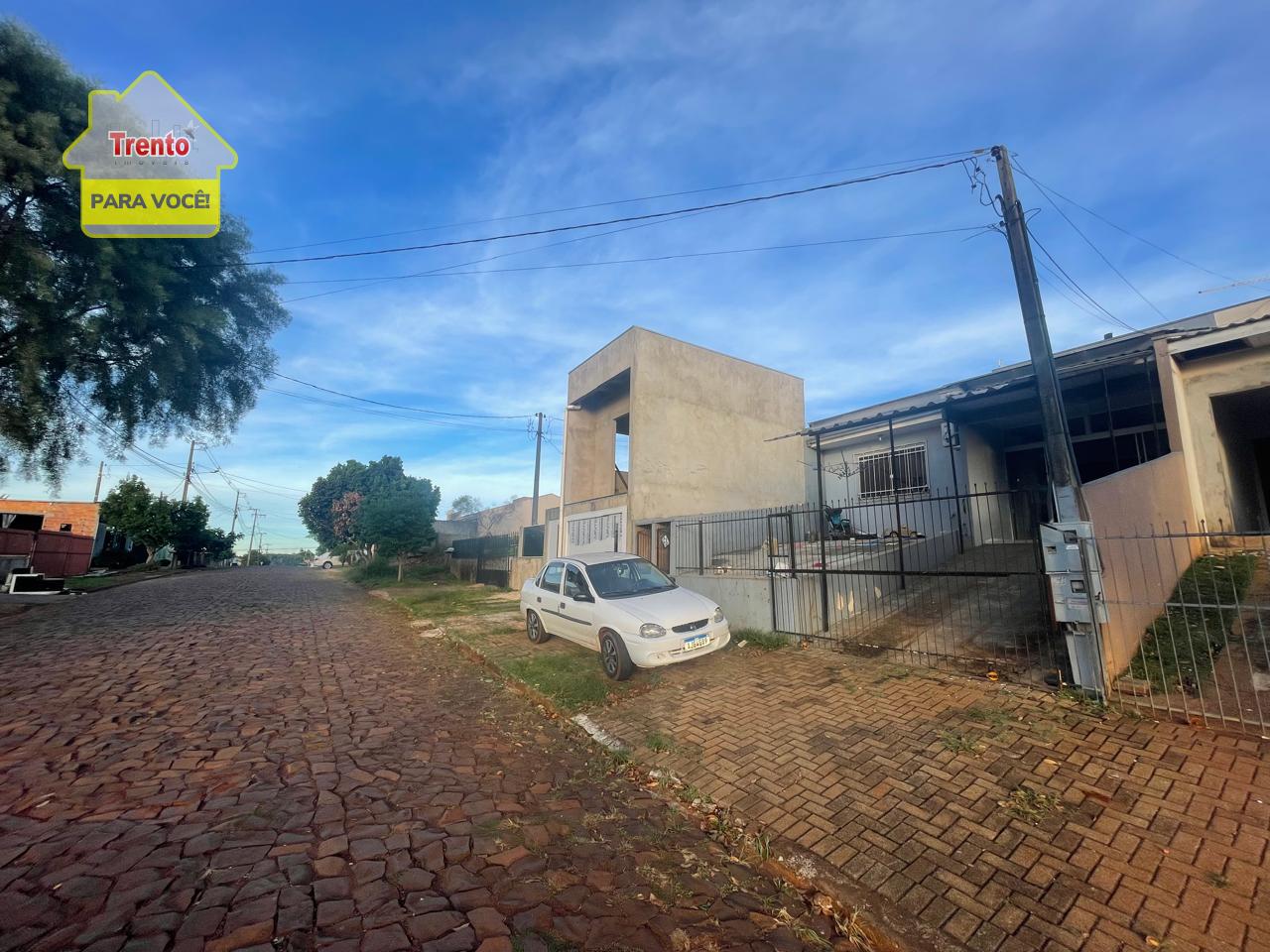 CASA À VENDA NO BAIRRO PLANALTO II - EM PATO BRANCO PR.