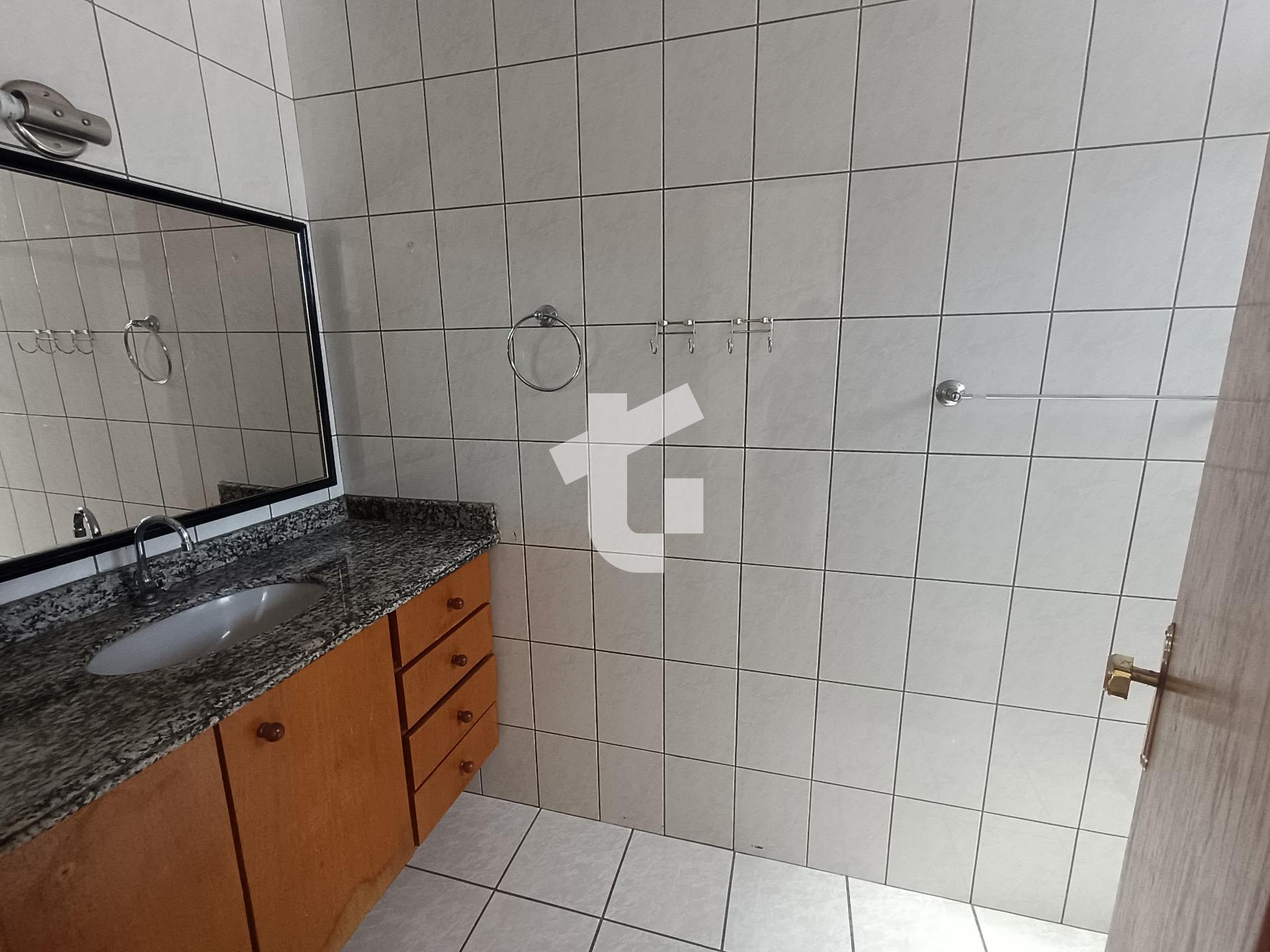 APARTAMENTO VENDA NO ED. JATOB, CENTRO - PATO BRANCO PR.