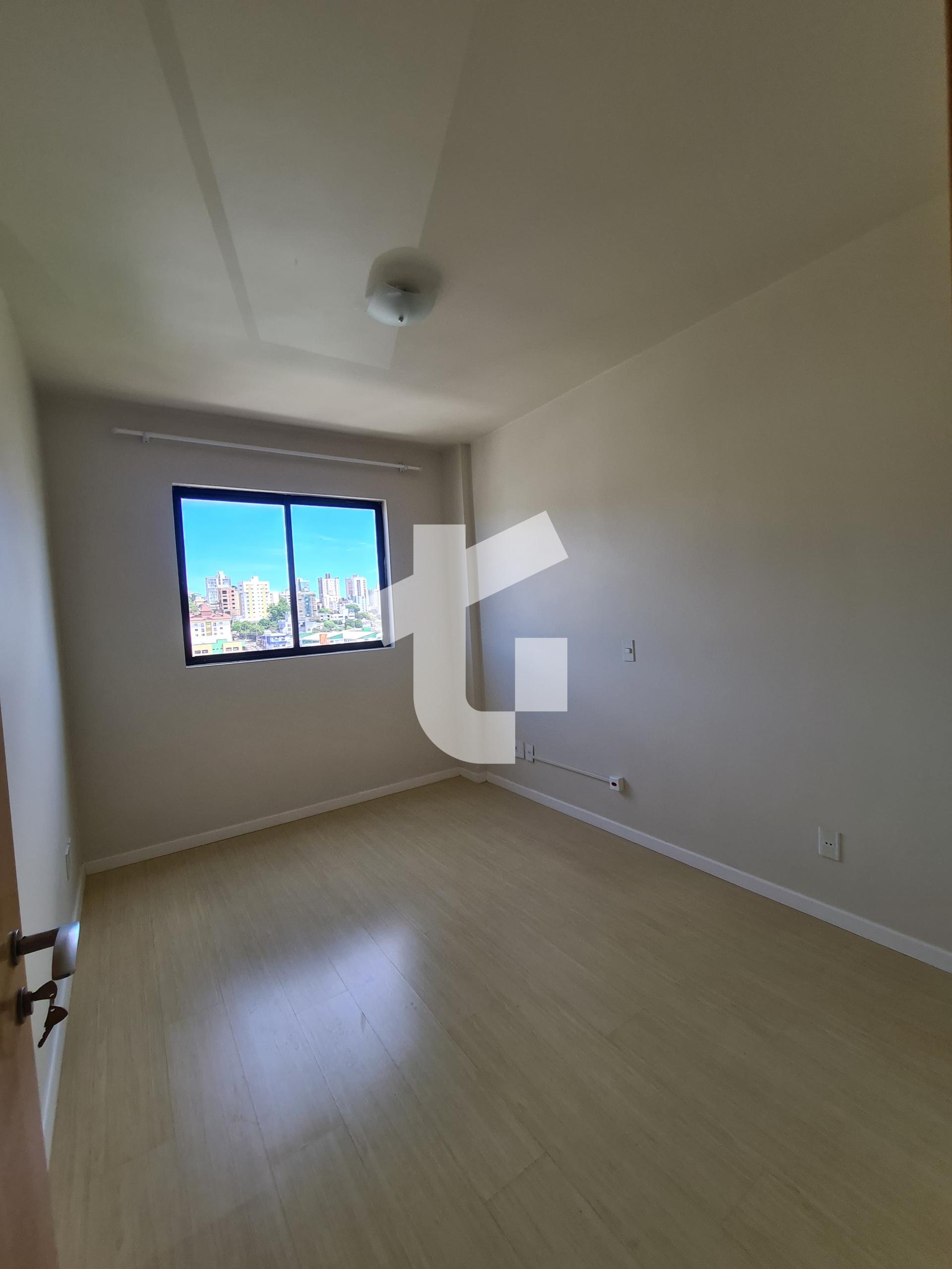 APARTAMENTO SEMIMOBILIADO PARA LOCAO NO ED. SAN MARINO II, PATO BRANCO - PR
