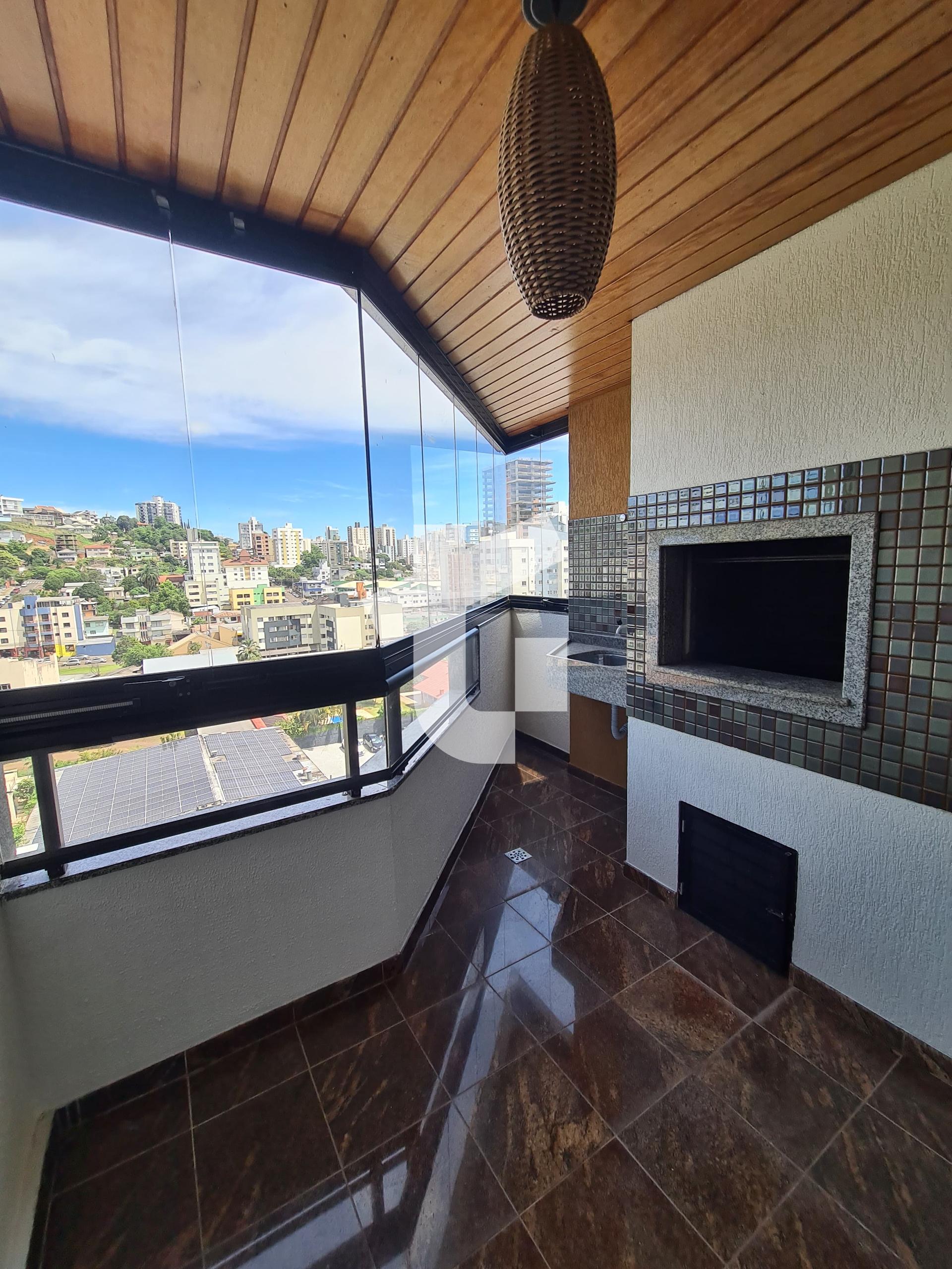 APARTAMENTO SEMIMOBILIADO PARA LOCAO NO ED. SAN MARINO II, PATO BRANCO - PR