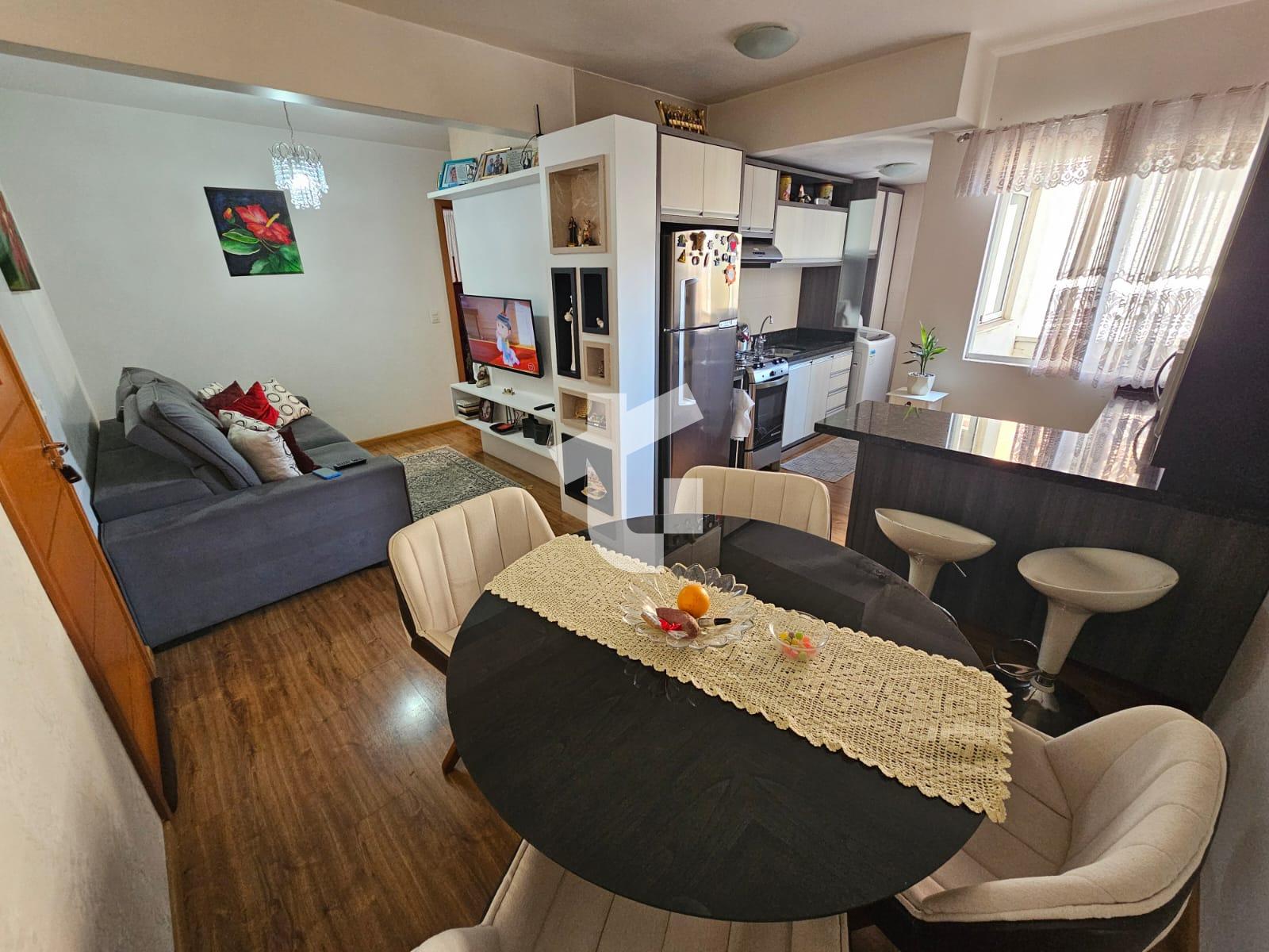 APARTAMENTO SEMIMOBILIADO À VENDA NO ED. MONTE SIÃO, CENTRO, P...