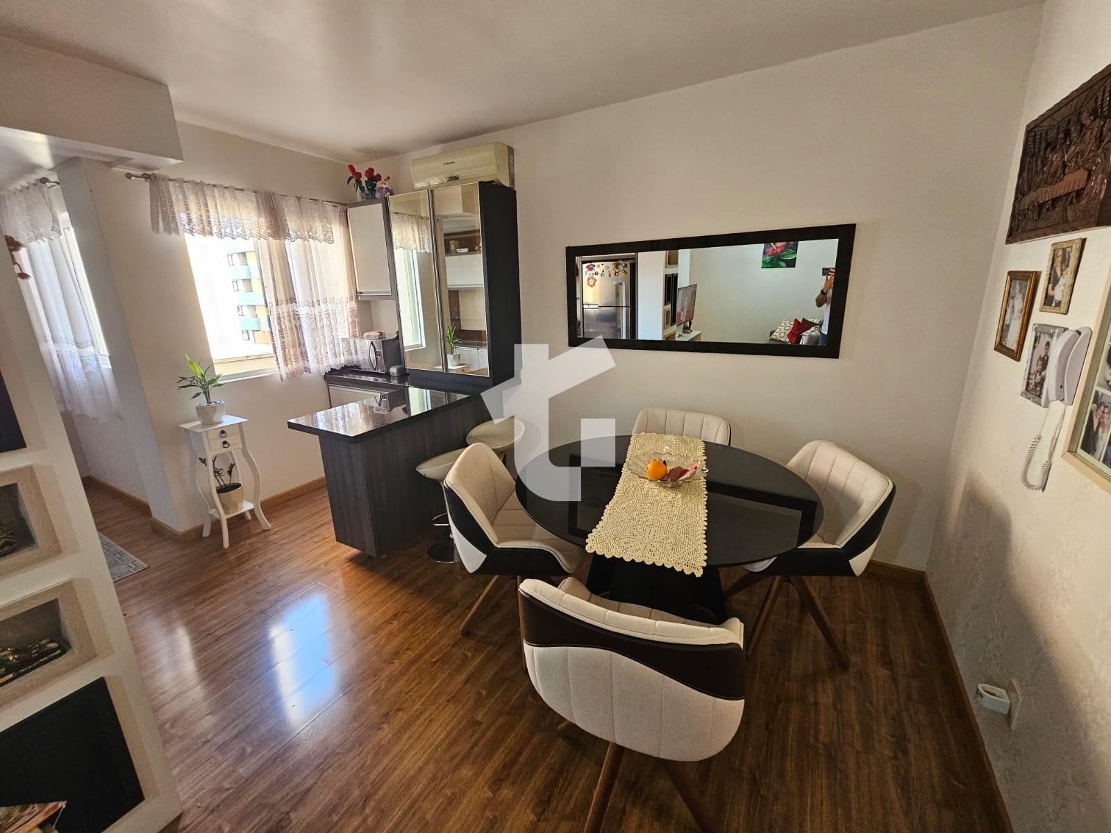 APARTAMENTO SEMIMOBILIADO À VENDA NO ED. MONTE SIÃO, CENTRO, P...