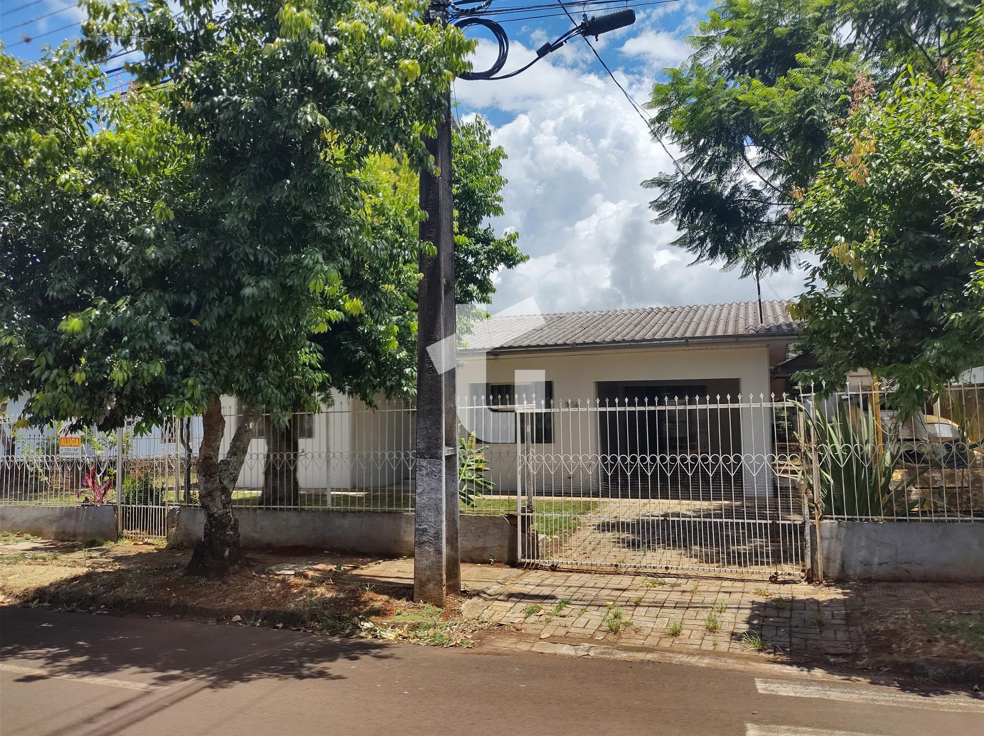 CASA ALVENARIA À VENDA BAIRRO LA SALLE, PRÓXIMO AO LARGO DA LI...