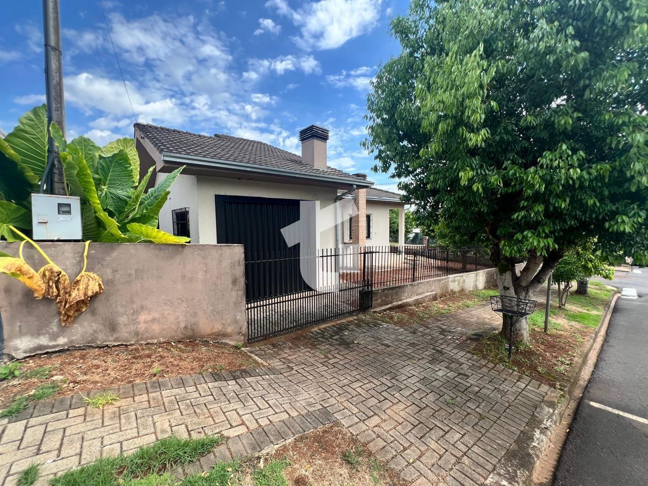 CASA SEMIMOBILIADA À VENDA, SÃO VICENTE, PATO BRANCO - PR