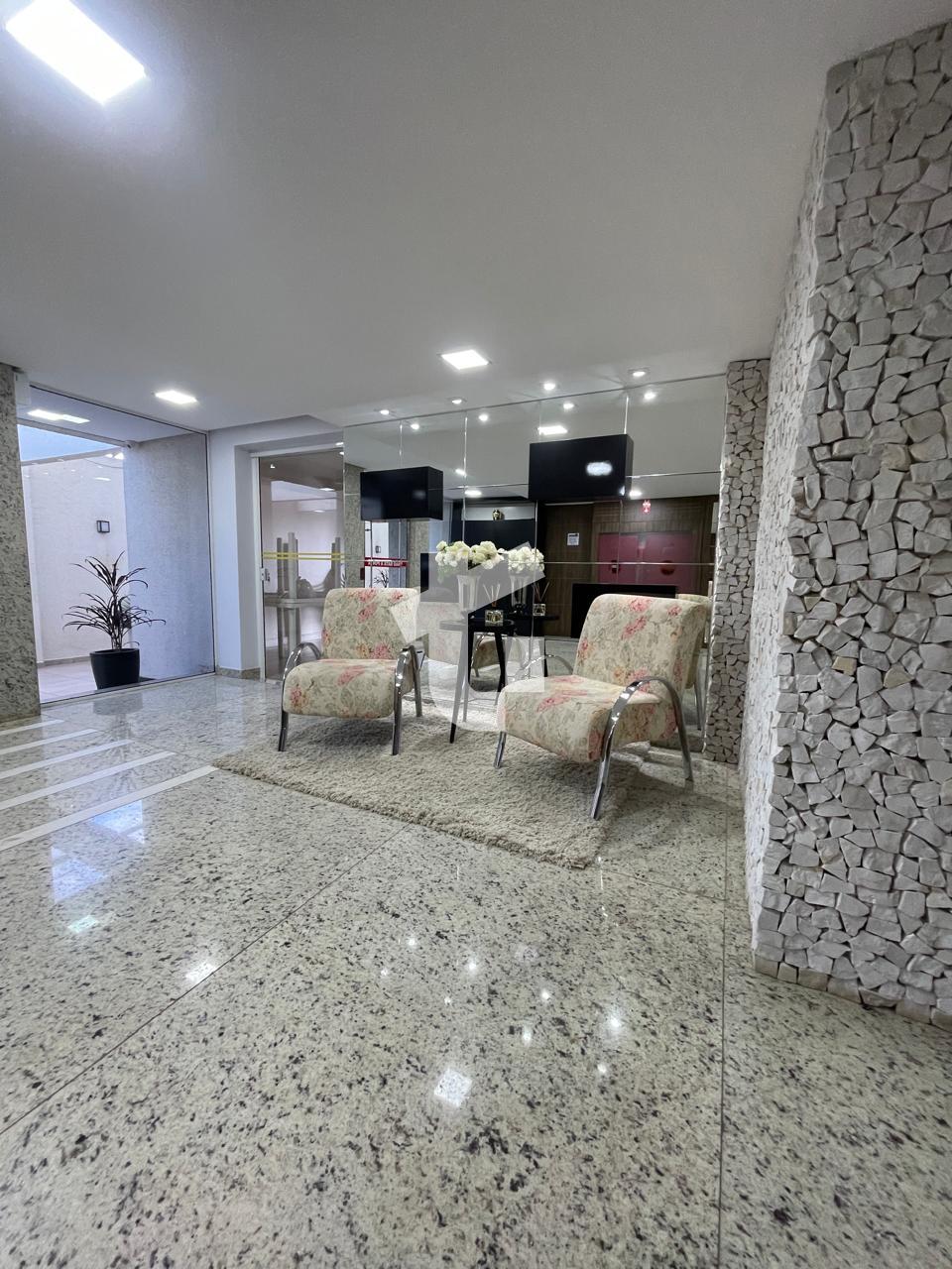 APARTAMENTO À VENDA NO CENTRO - EDIFICIO MONTE CARMELO, COM 02...