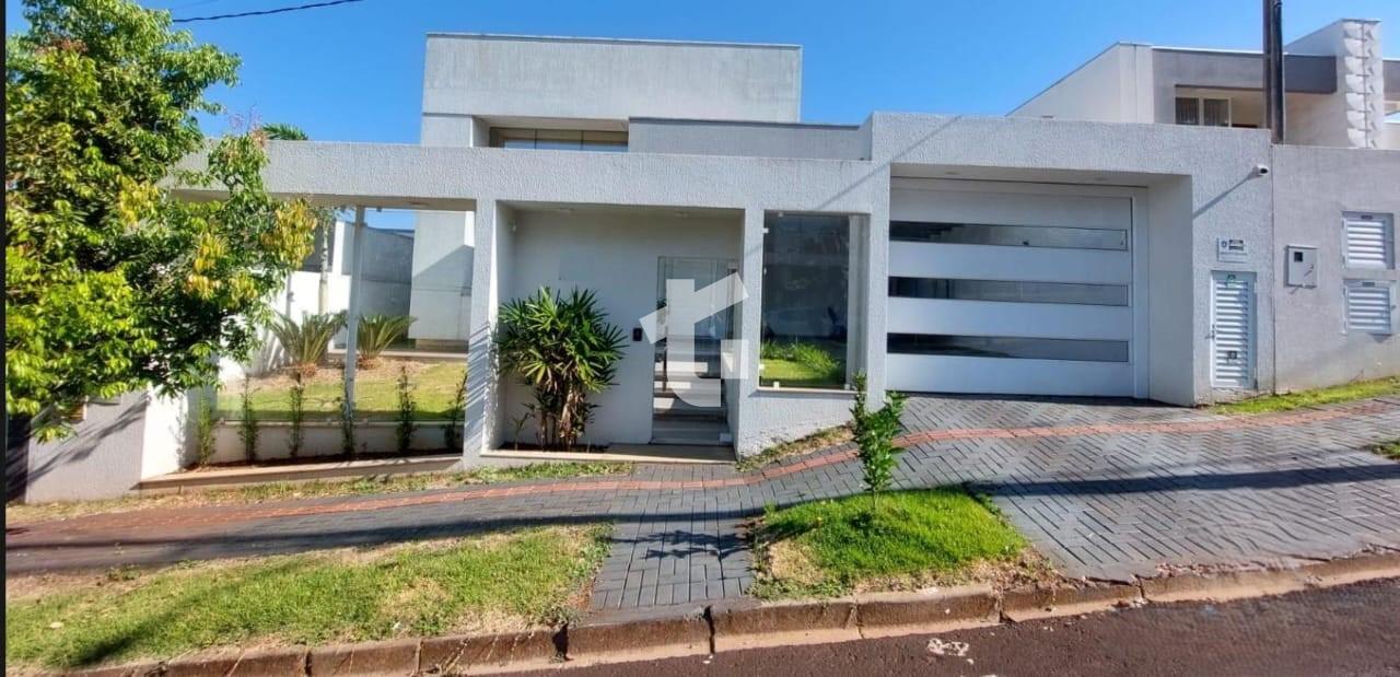 BELÍSSIMA CASA TÉRREA À VENDA - NO PARQUE DO SOM - PATO BRANCO...