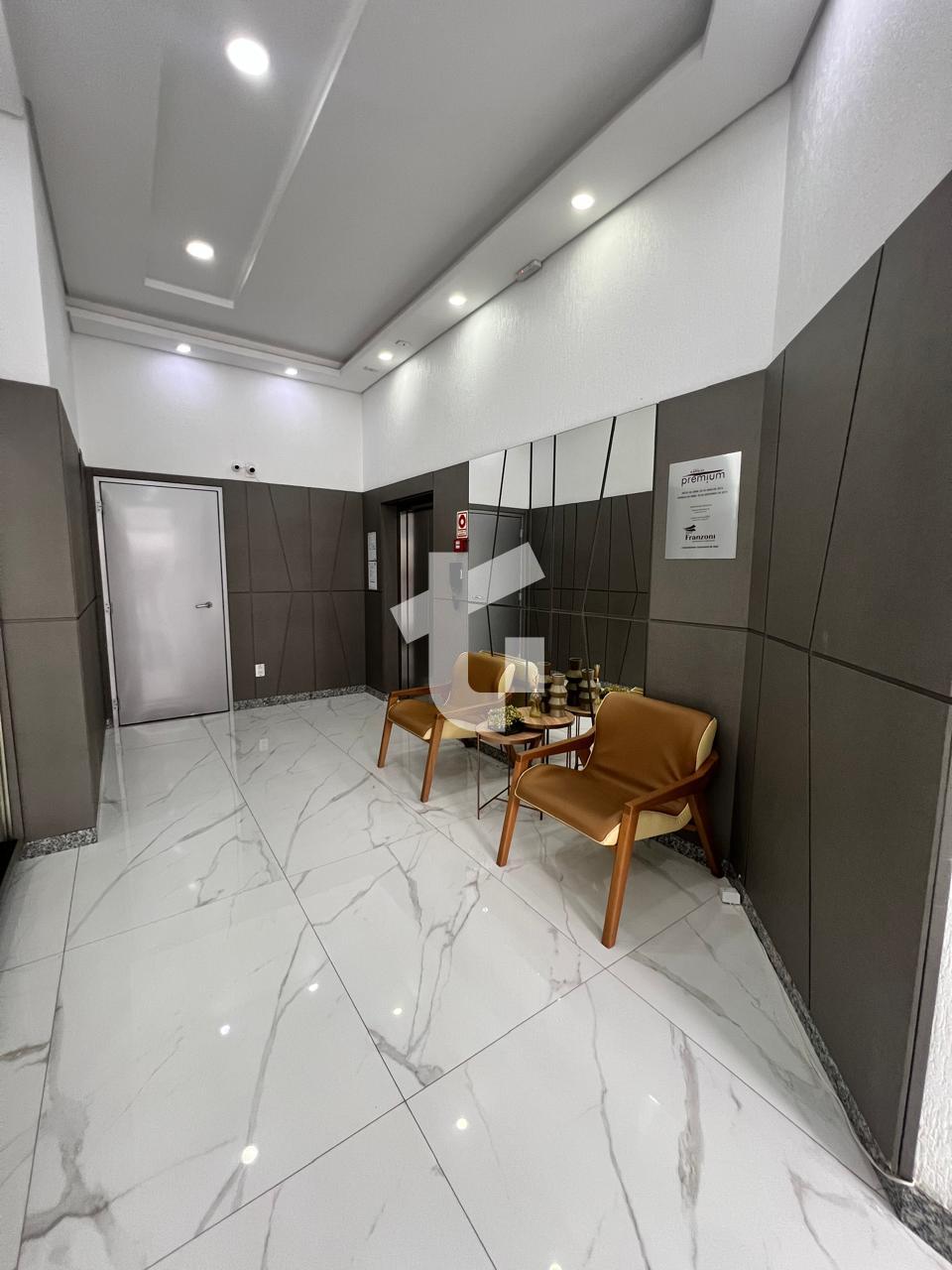 EXCELENTE APARTAMENTO SEMIMOBILIADO NO EDIFÍCIO PREMIUM  CENTR...