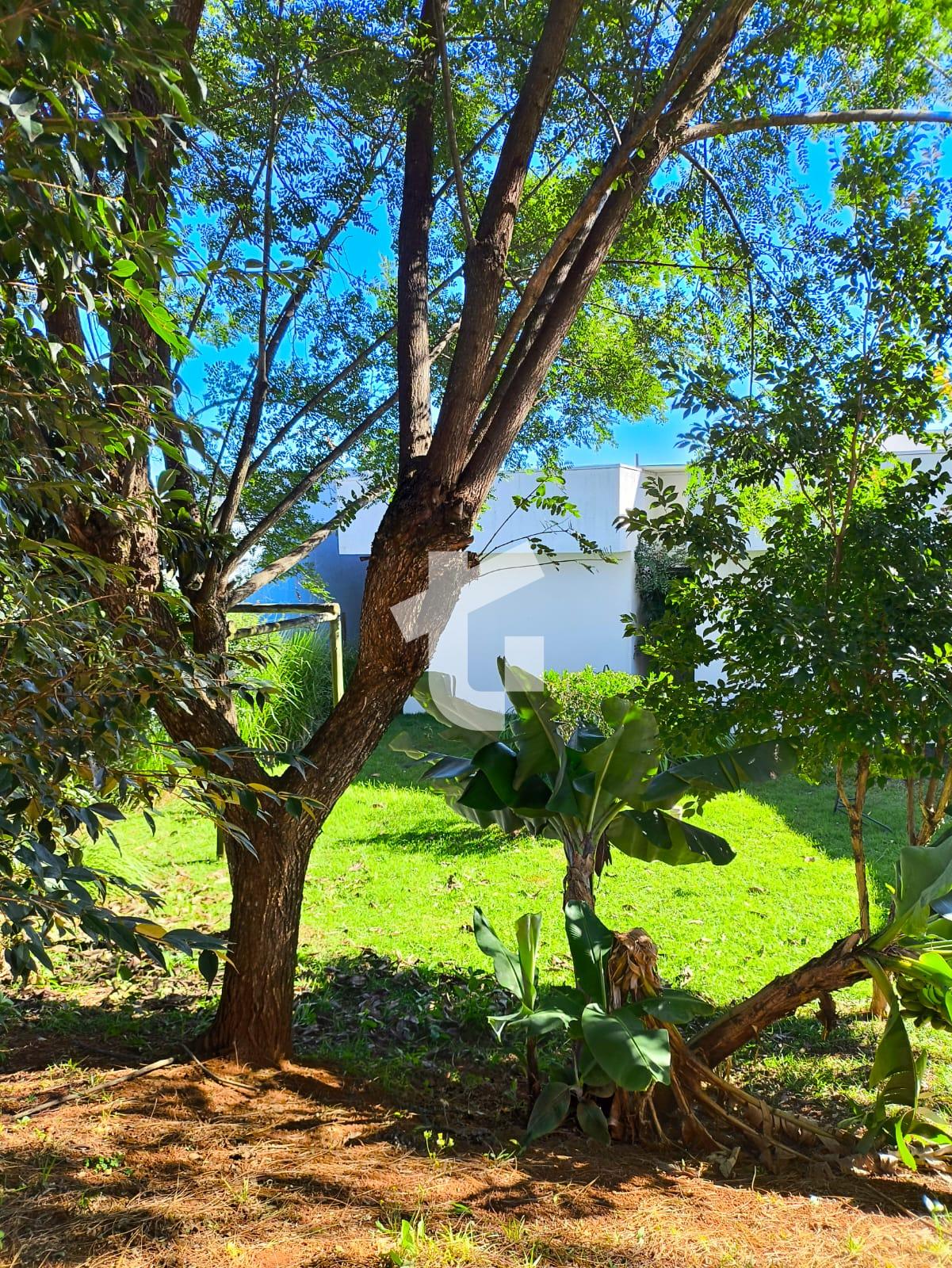 CASA À VENDA NO BAIRRO SÃO FRANCISCO, COM 03 QUARTOS - PATO BR...
